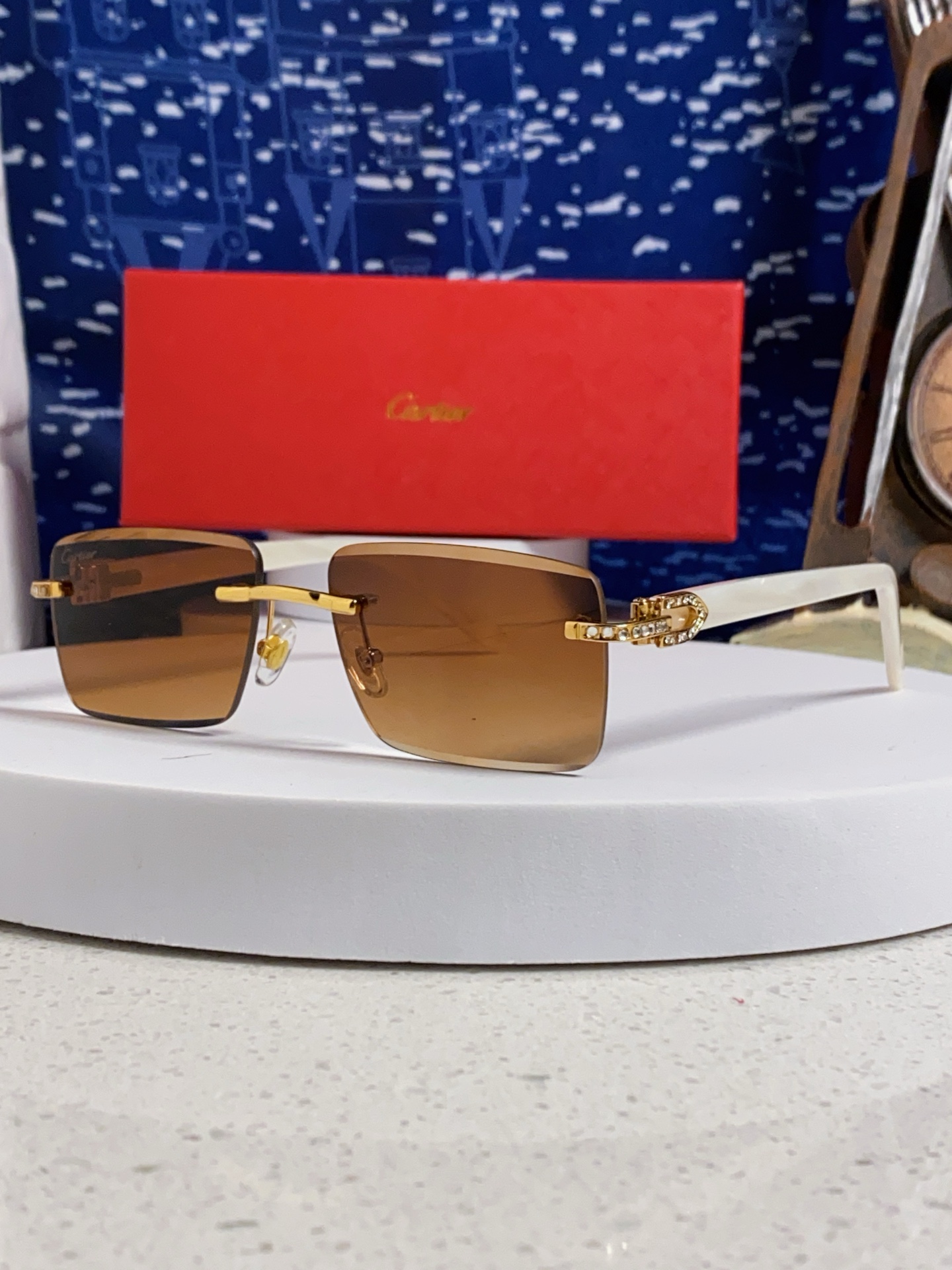 [TOP] Cartier Sunglasses - Gold - 711 Luxury