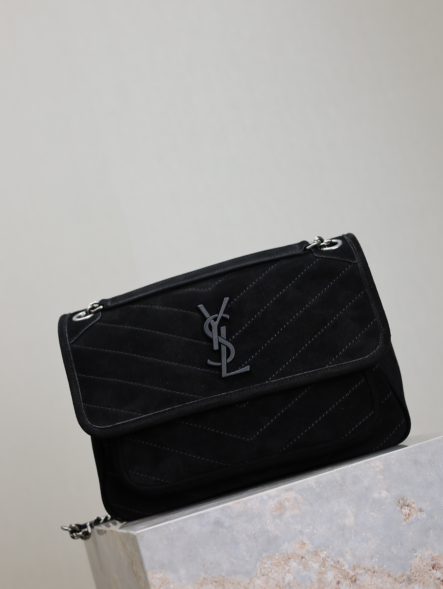 [TOP] Yves Saint Laurent YSL Niki Bag 28x20x8cm - Black & SHW - 711 Luxury