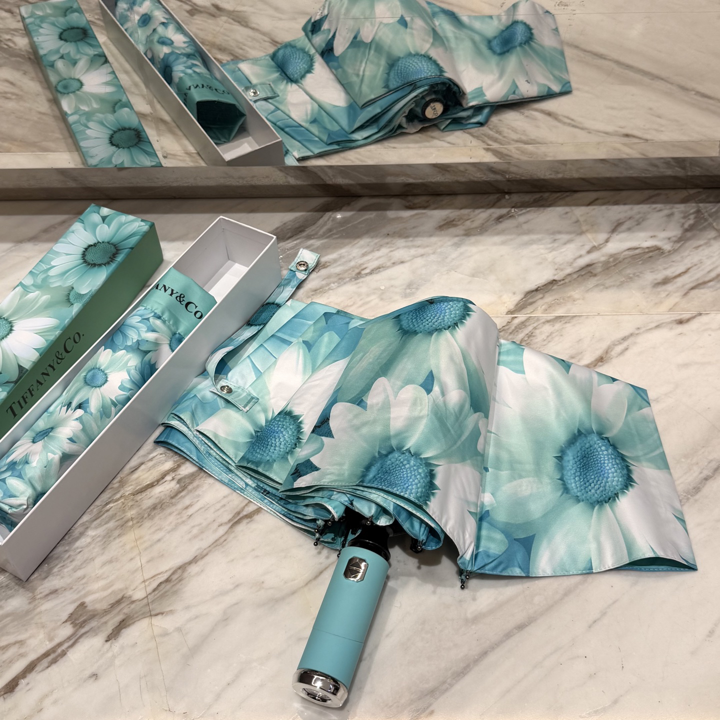[TOP] Tiffany Umbrella - Blue - 711 Luxury