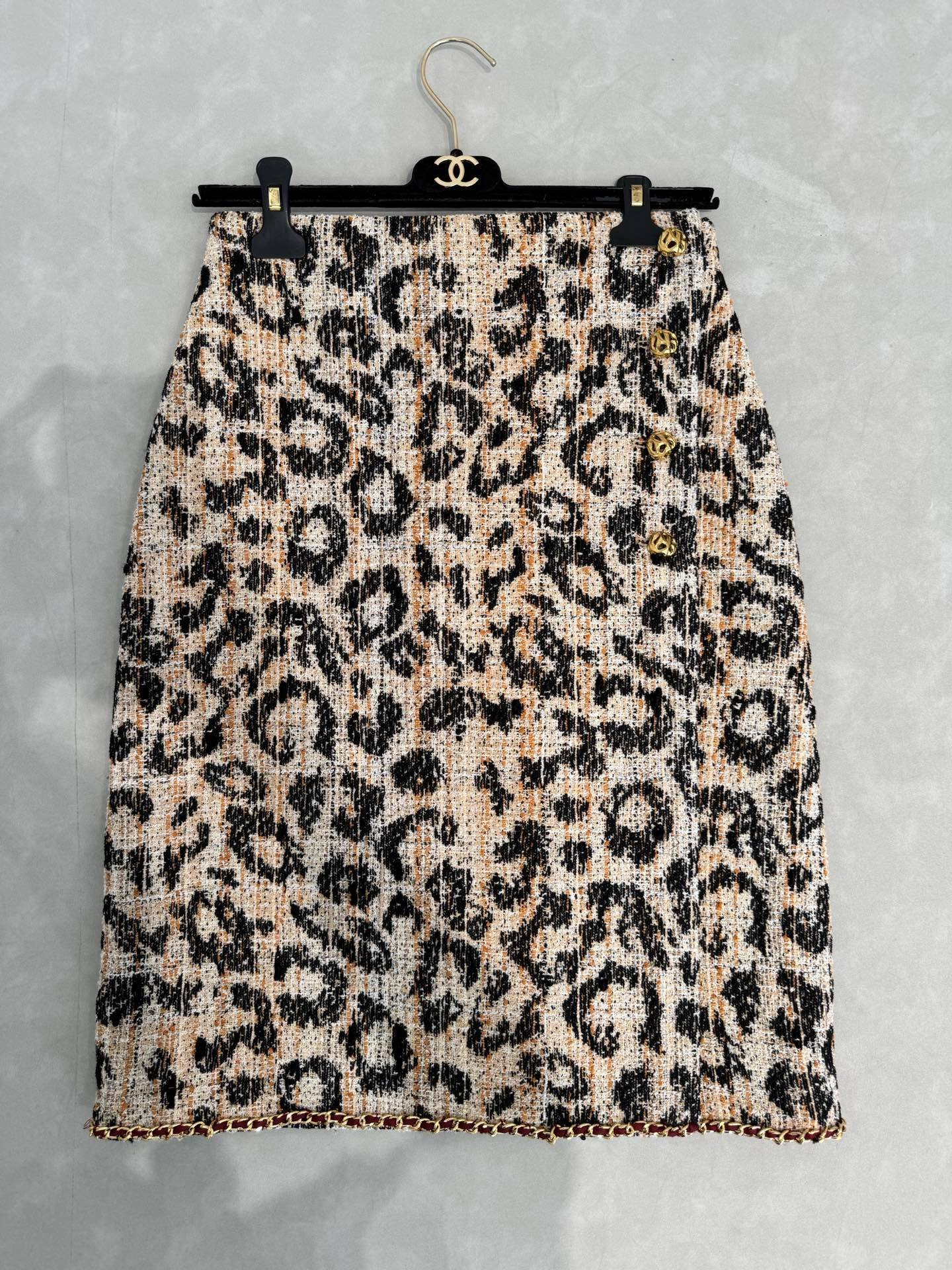 Chanel black Clothing CHANEL Midi Skirt Tweed Mixed Fibers Brown Black White #394709 View 2 | Nigo Office