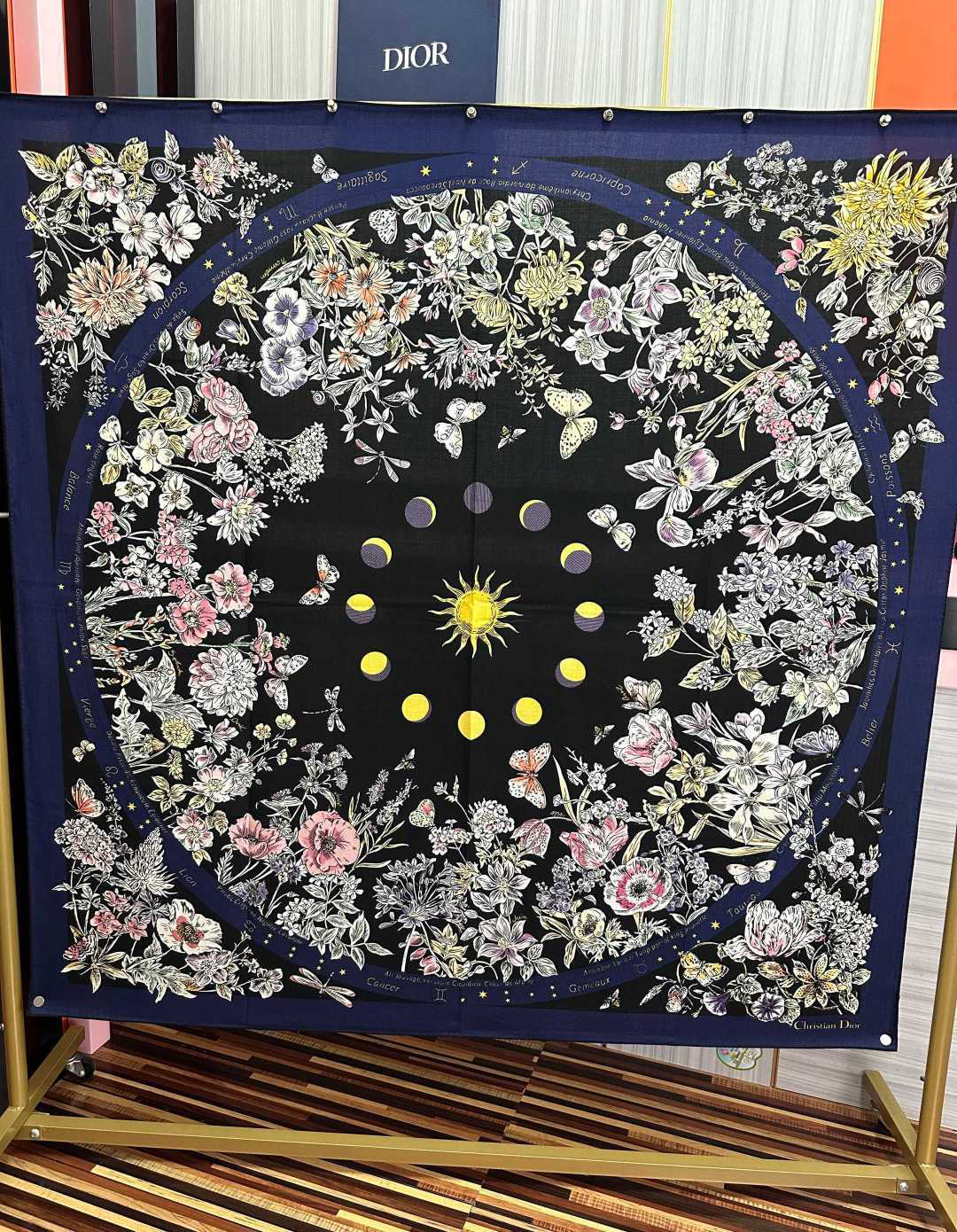 [TOP] Christian Dior Scarf 140x140cm - Black - 711 Luxury