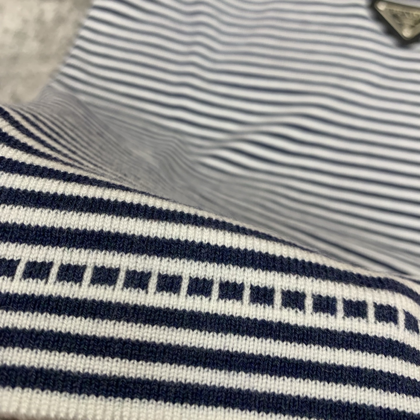 [TOP] PRADA  Knitted Vest - Stripe