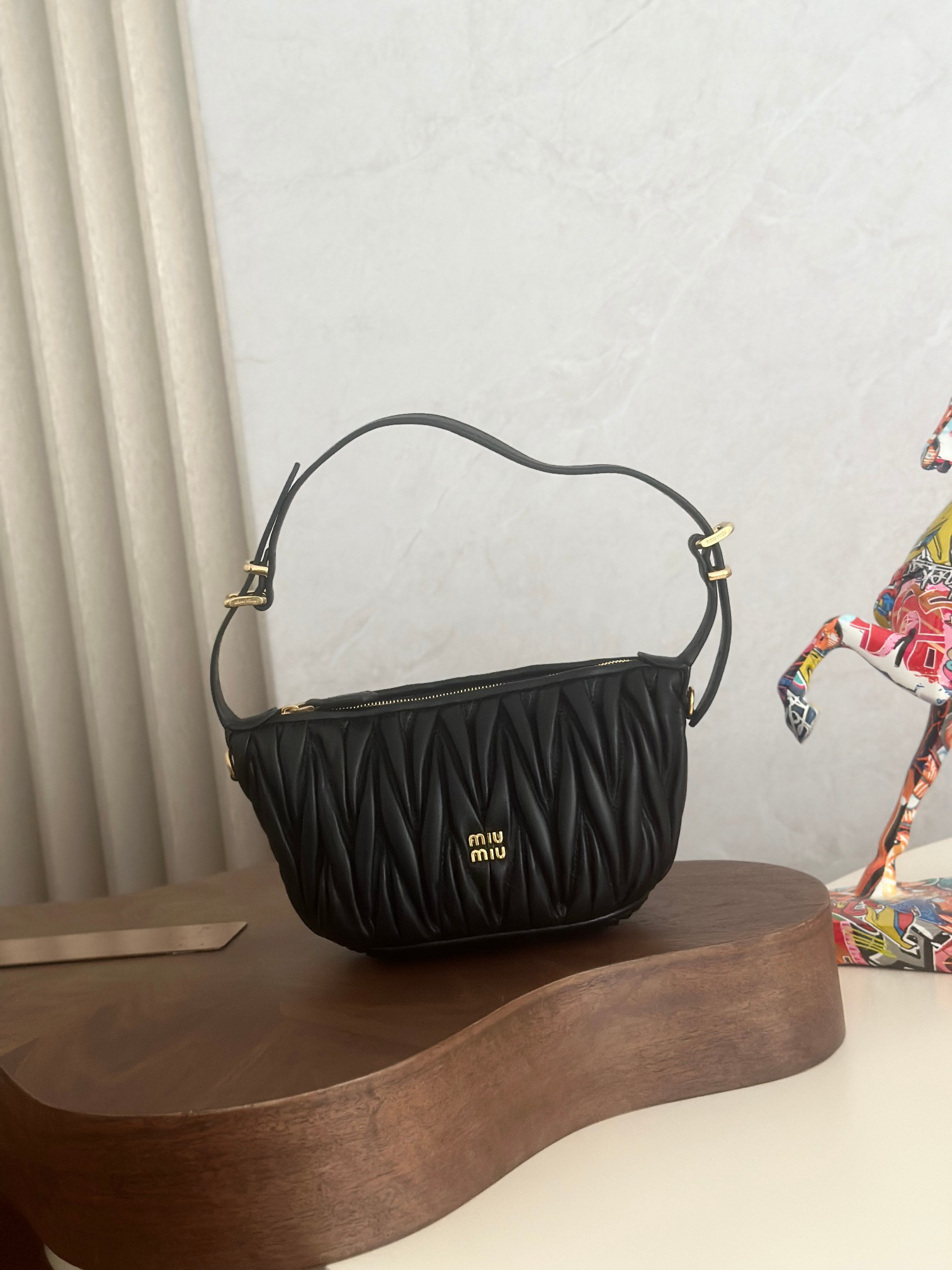 [TOP] Miu Miu Matelasse Mini Bag 15x8.5x8cm - Black - 711 Luxury