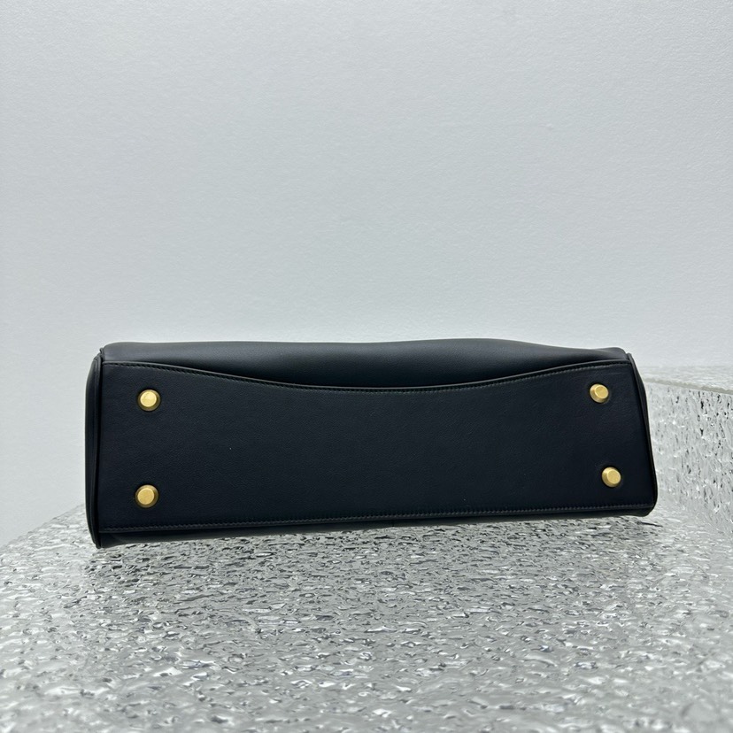 [TOP] BALENCIAGA Rodeo Bag 40x30x13cm - Black & GHW - 711 Luxury