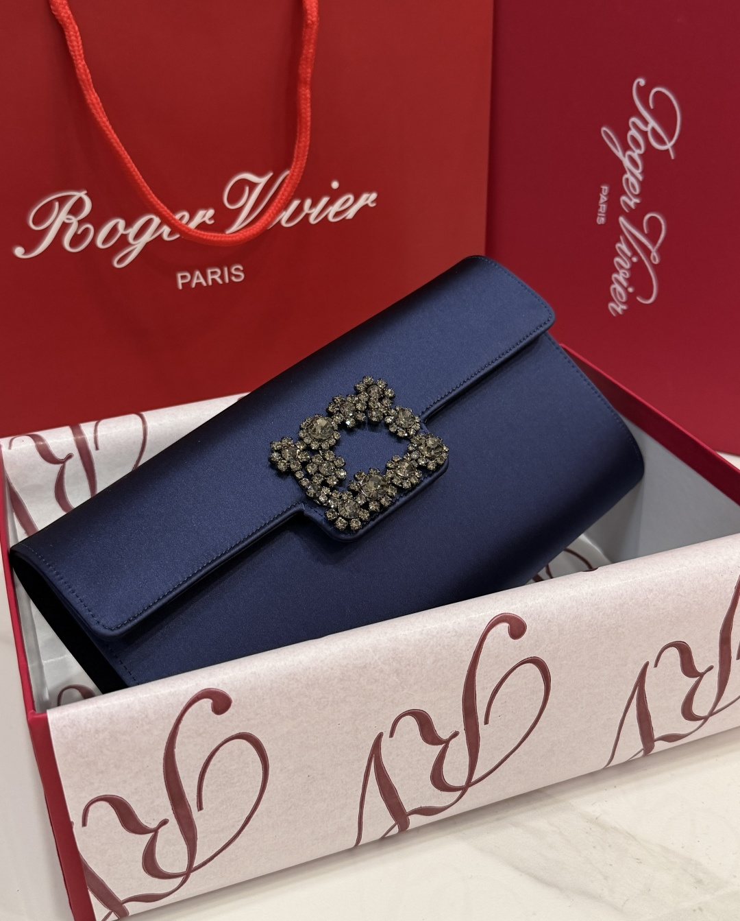 [TOP] ROGER VIVIER Diamond Bag 24-13-3 CM - Dark Blue - 711 Luxury