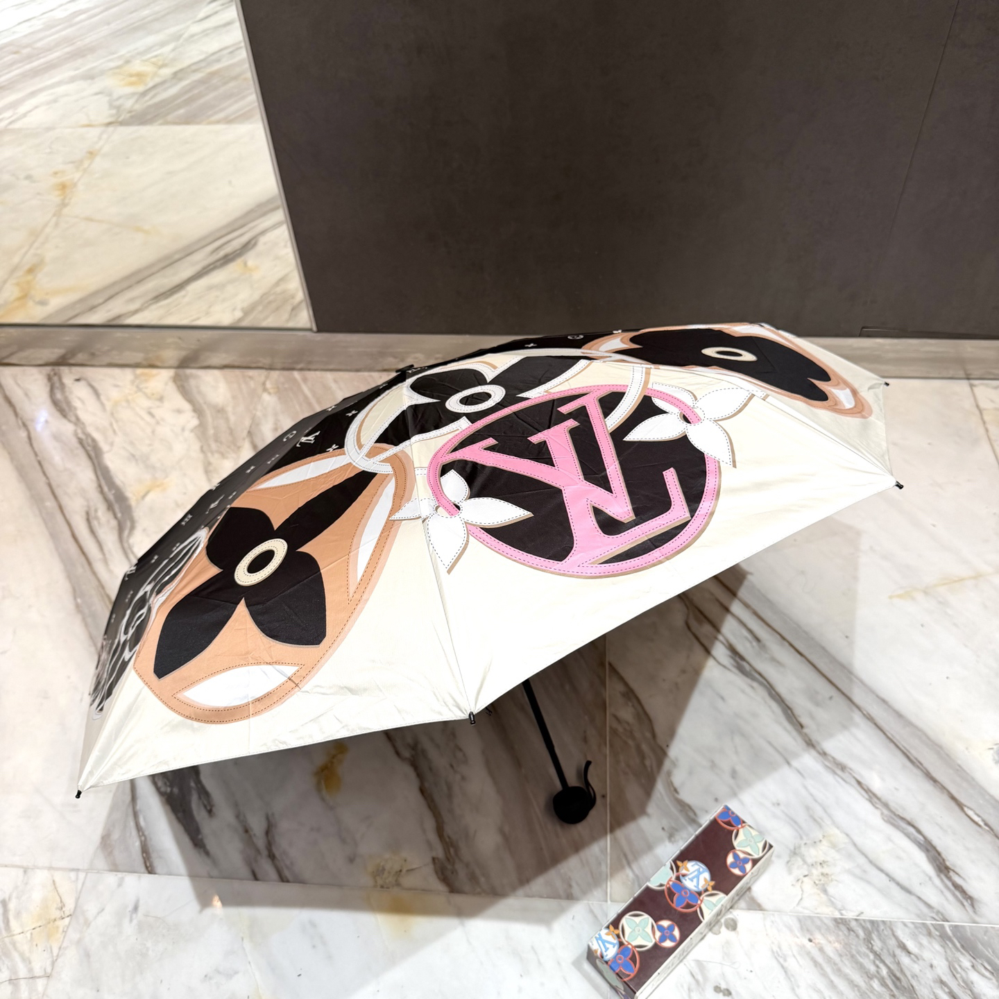 [TOP] Louis Vuitton LV Umbrella - Black - 711 Luxury