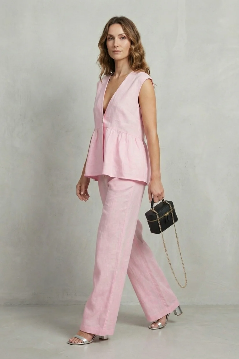 Rosélune – Soft ruffle elegance – Top and trouser set