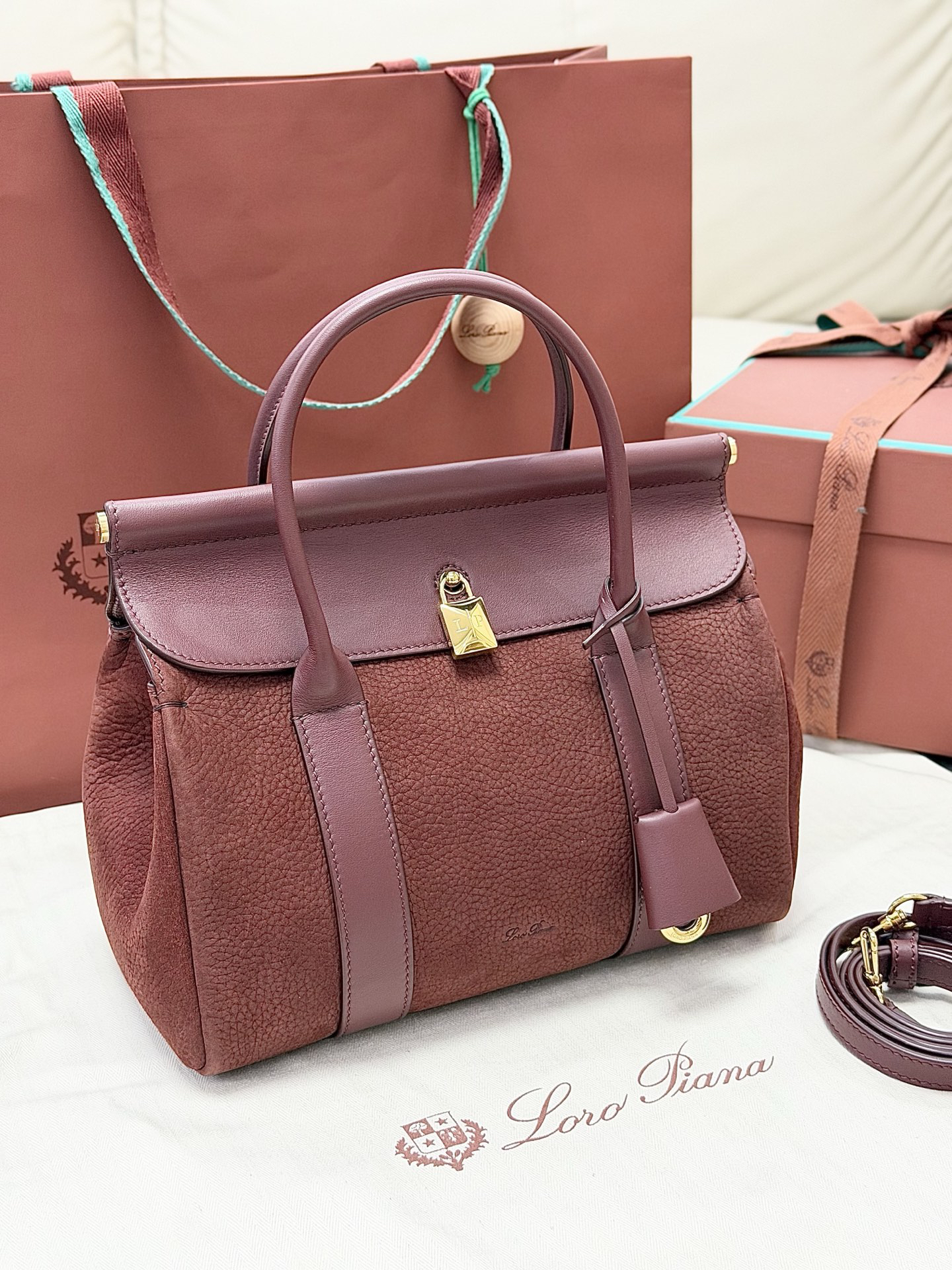 [TOP] Loro Piana L32 Handbag 25-18-12.5 cm - Deep Red - 711 Luxury