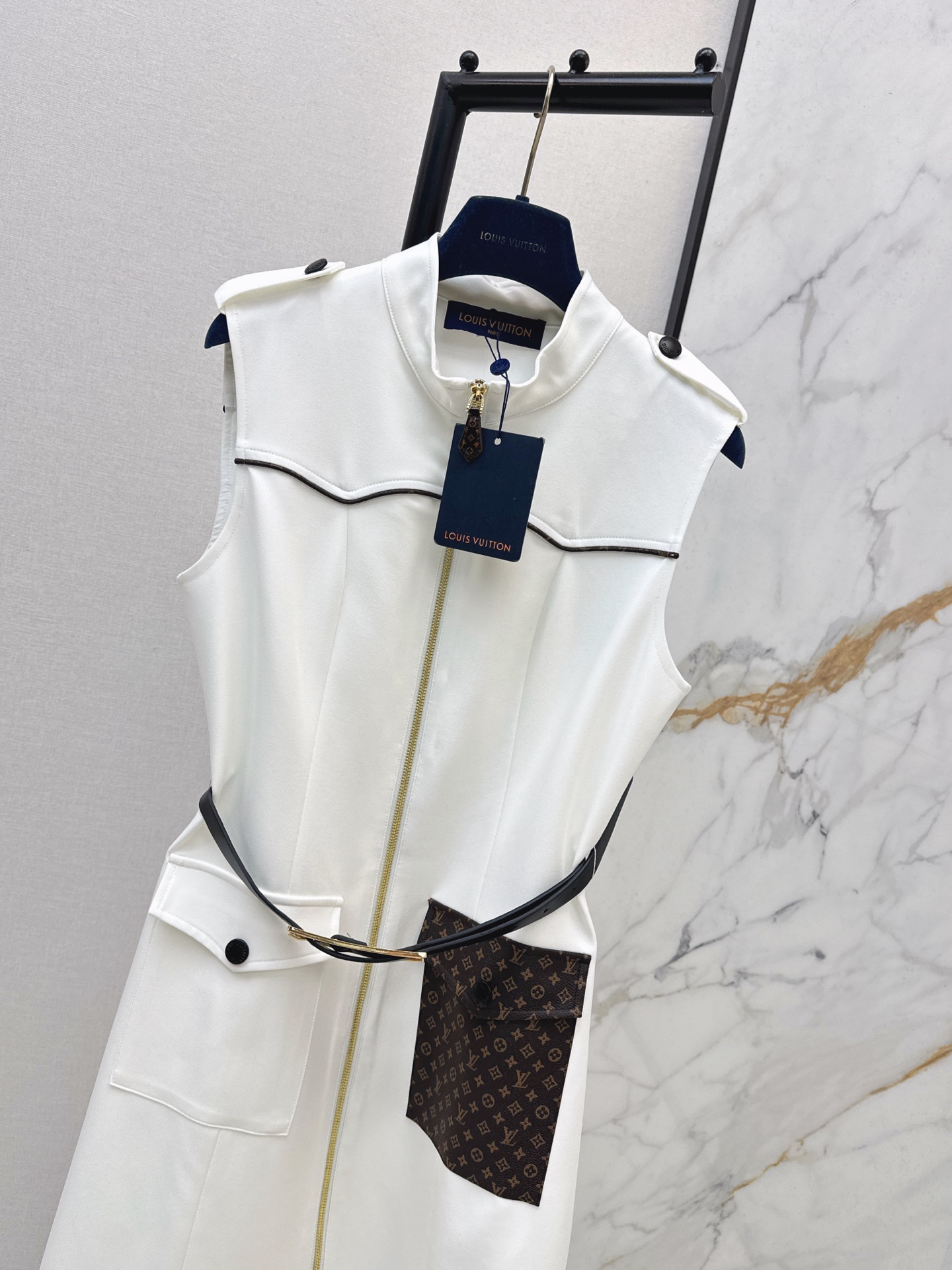 [TOP] Louis Vuitton LV Dress - White