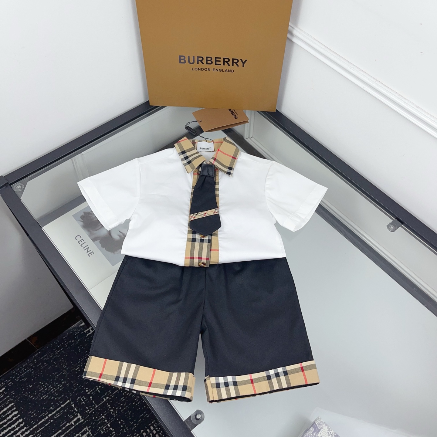 Burberry Boys White Check Collar Short Sleeve Shirt Tie & Black Cuffed Shorts Three Piece Set Kids Sizes 100-150