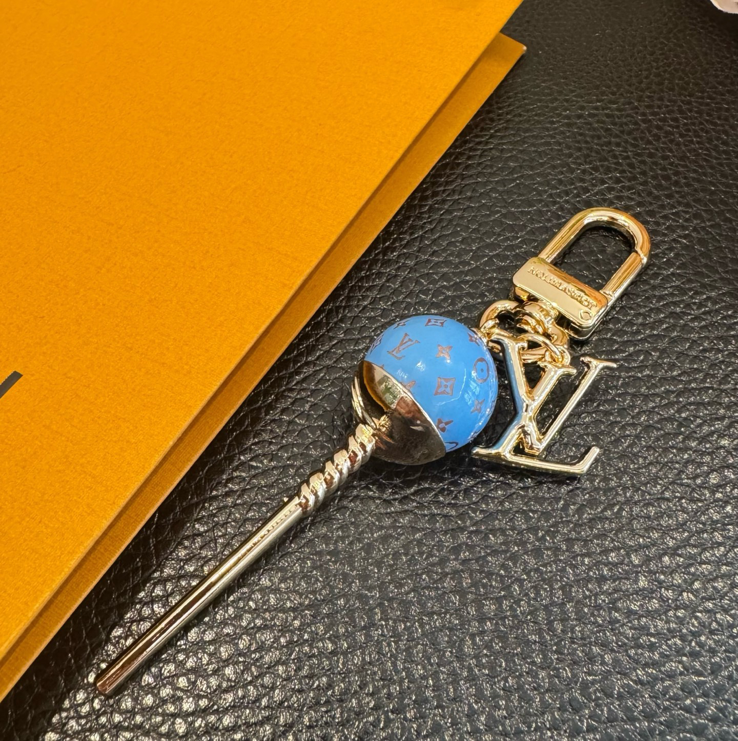 [TOP] Louis Vuitton LV Keychain - Blue - 711 Luxury