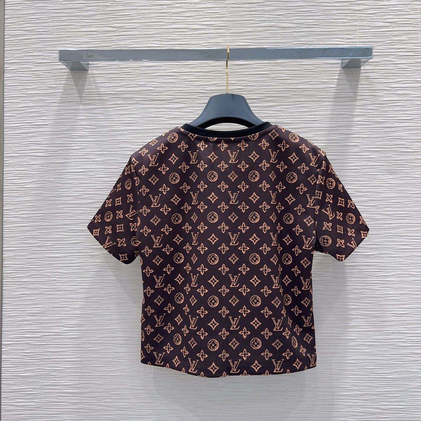 [TOP] Louis Vuitton LV T-shirt + Shorts Set - Brown