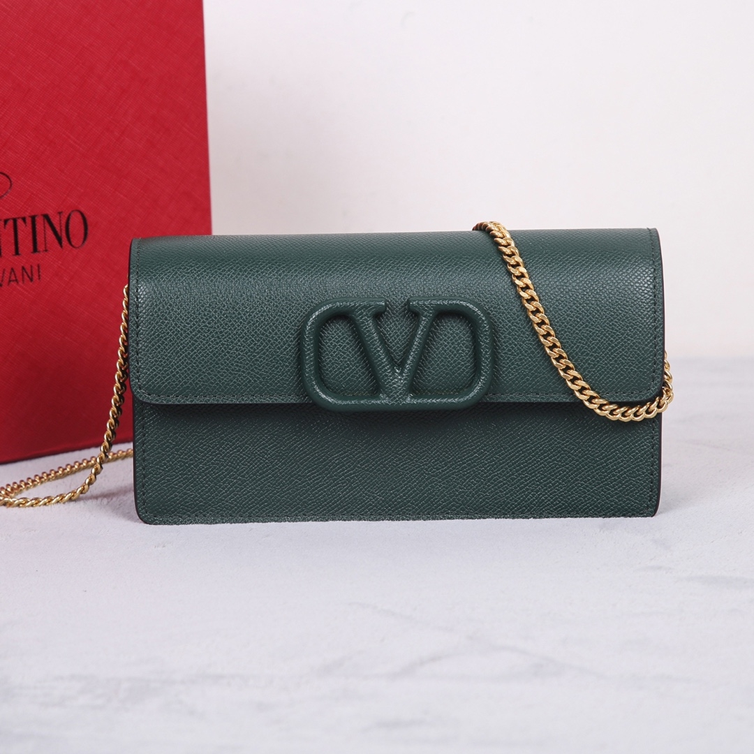 [TOP] VALENTINO Garavani VLogo Signature Bag 20 x 10.5 x 4 cm - Green - 711 Luxury