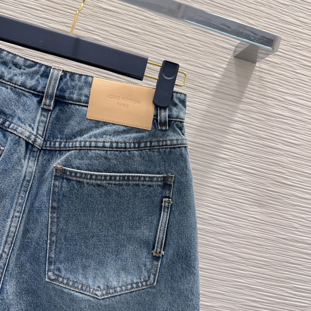 [TOP] Louis Vuitton LV Denim Shorts - Blue