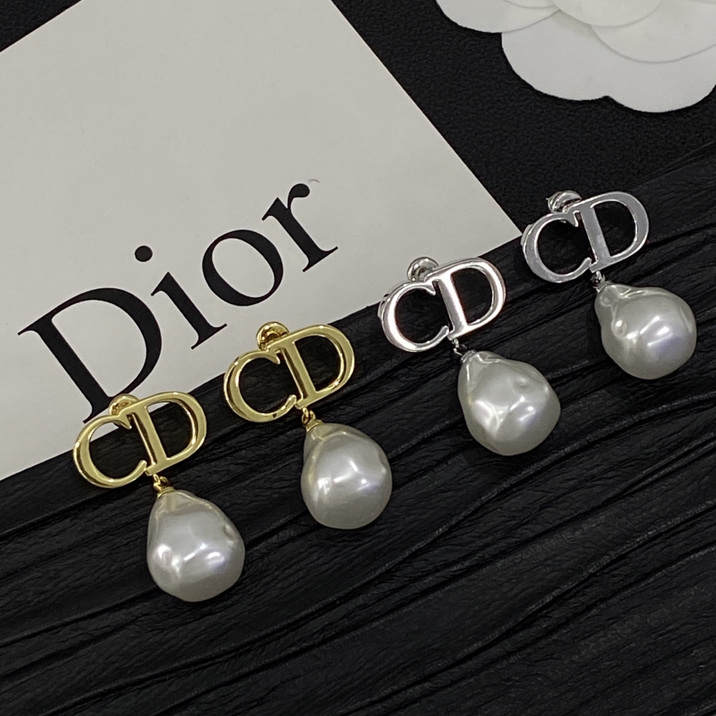 [TOP] Christian Dior Earrings - 2 Color - 711 Luxury