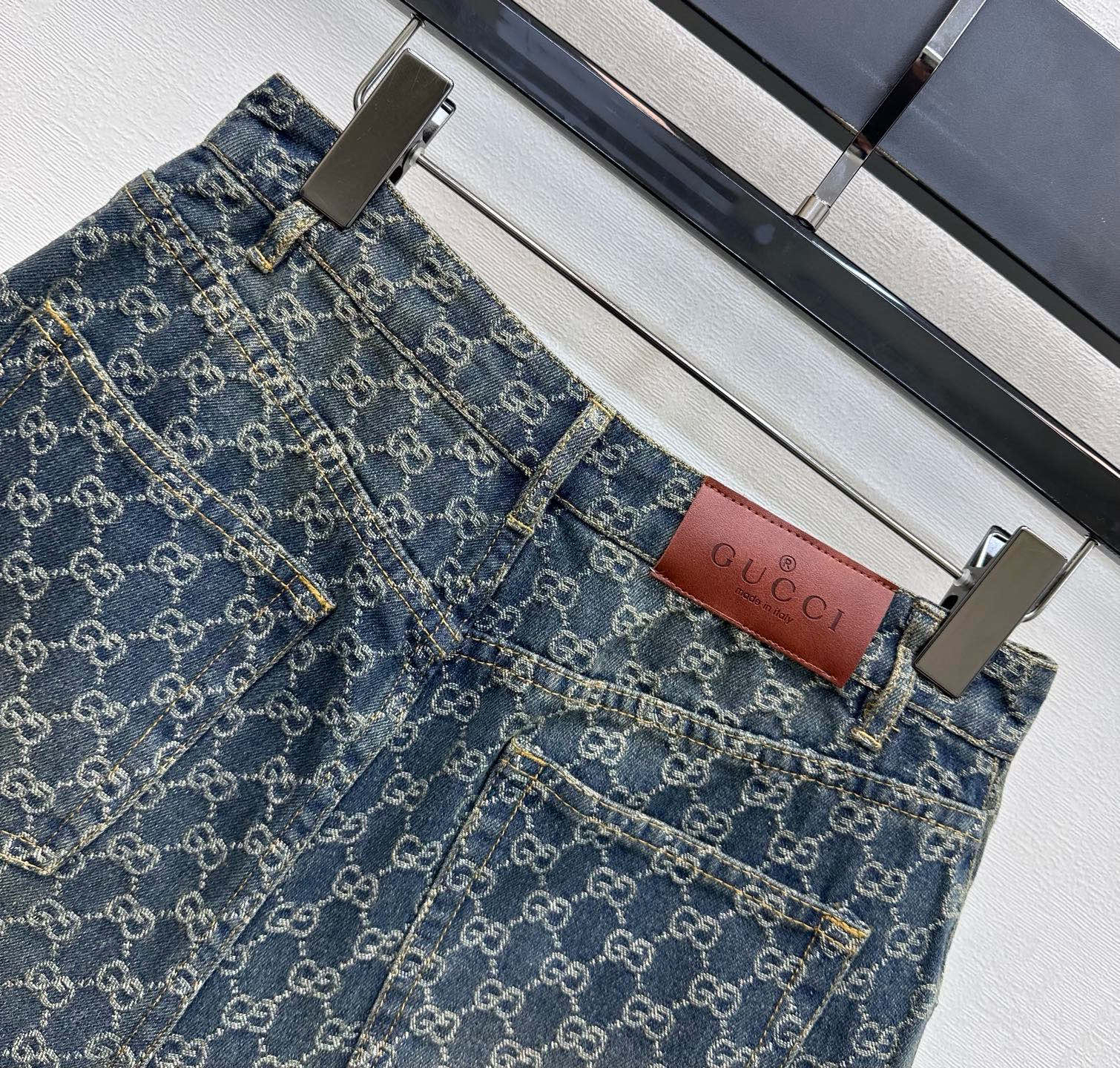 [TOP] GUCCI Shorts - Blue