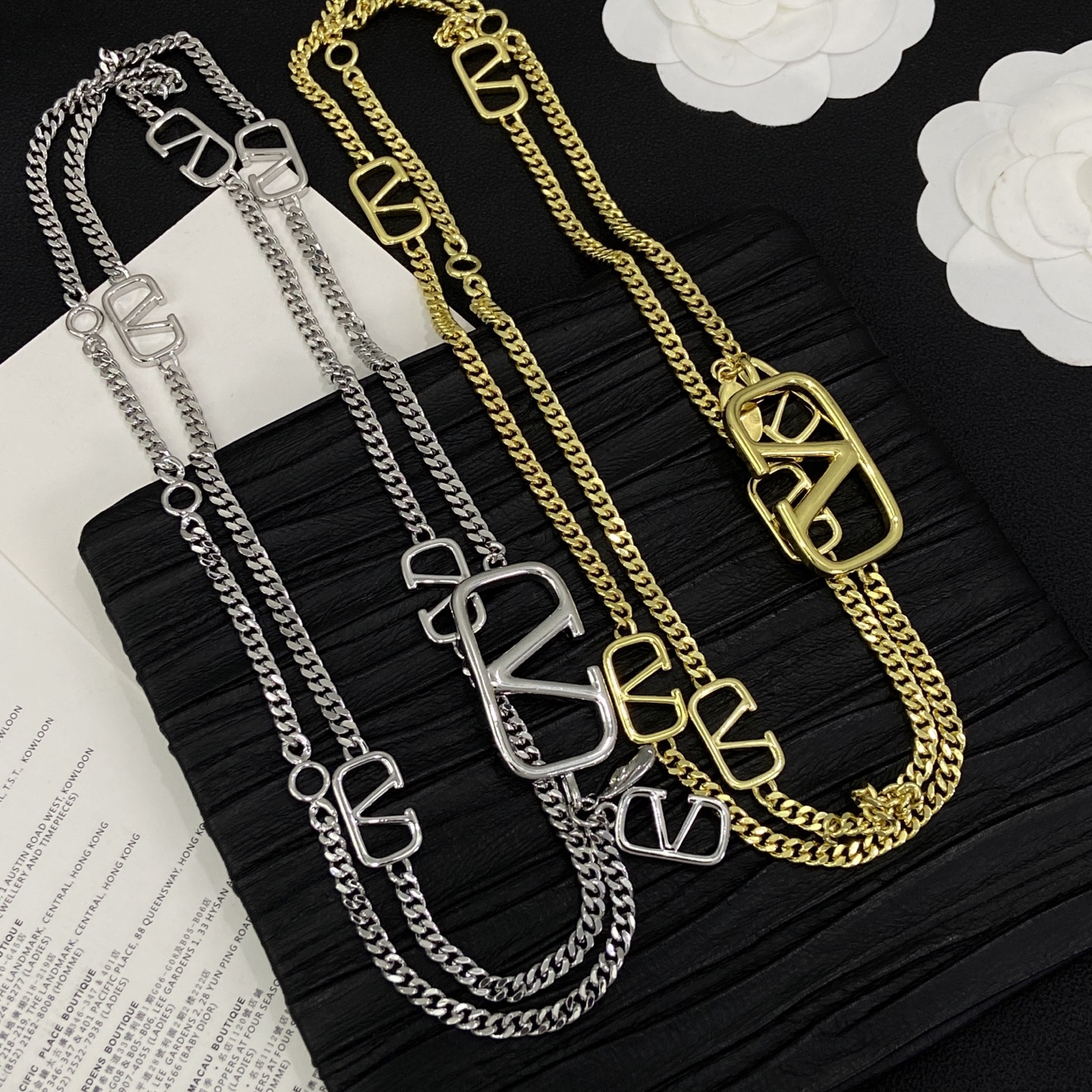 [TOP] VALENTINO Long Necklace - 2 Color - 711 Luxury