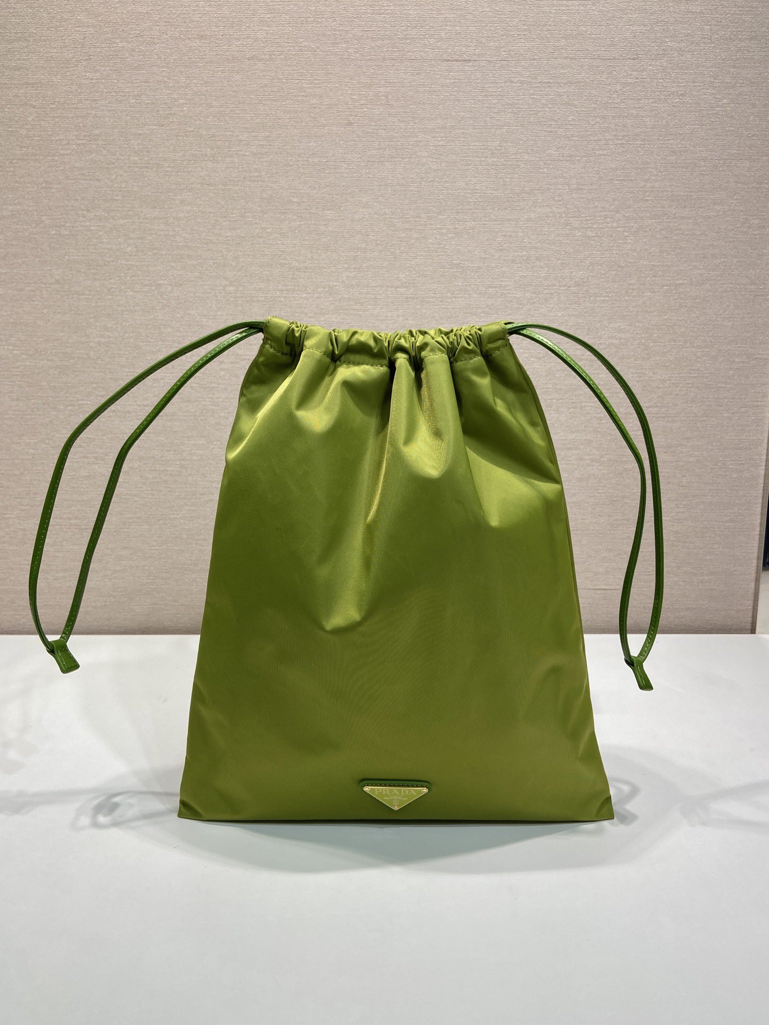 [TOP] PRADA Re-Nylon Pull-string Bag 35cm x 29cm -  Green - 711 Luxury
