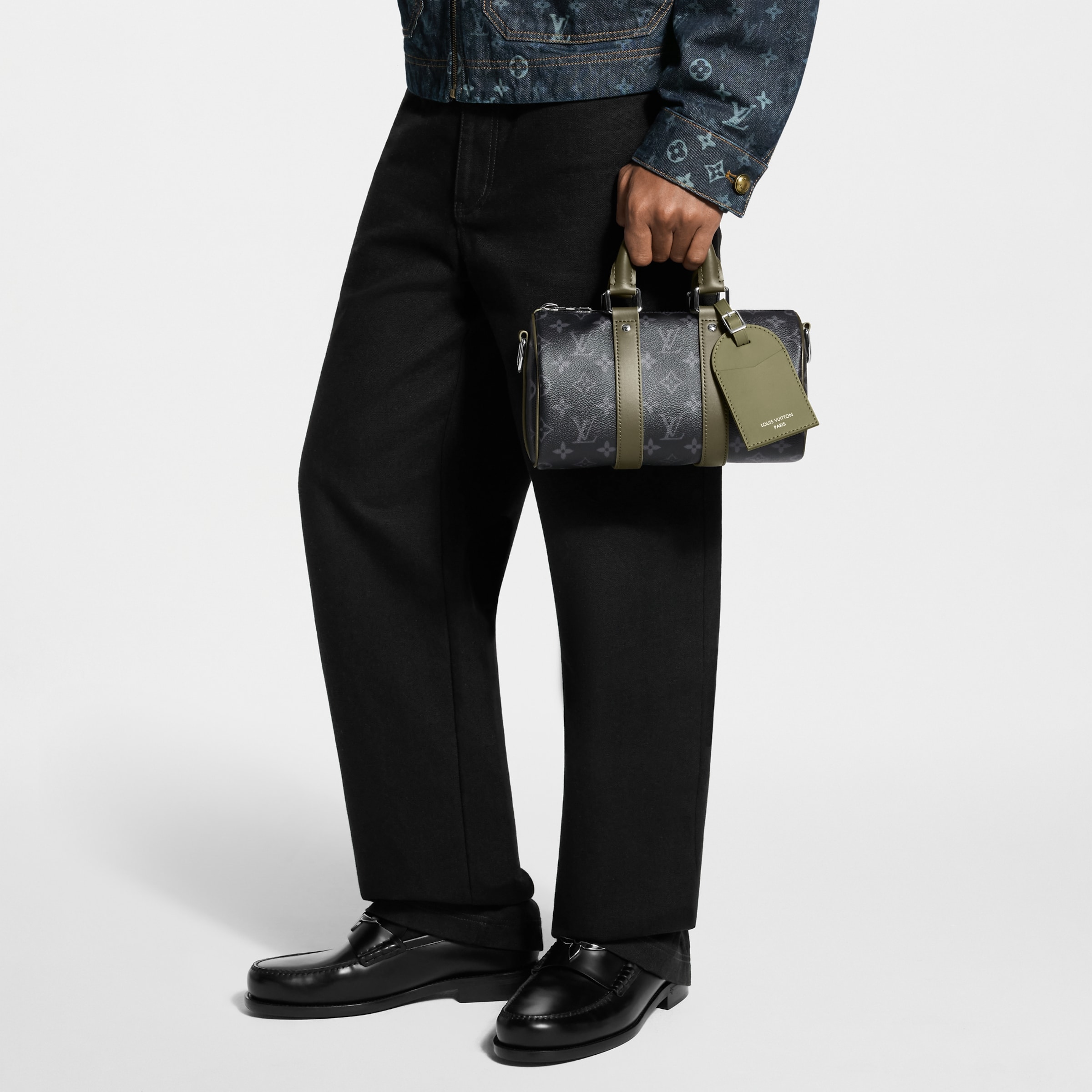 Louis Vuitton Bag LOUIS VUITTON Keepall Bandoulière 25 Monogram Eclipse Canvas Men Bags #395099 View 2 | Nigo Office