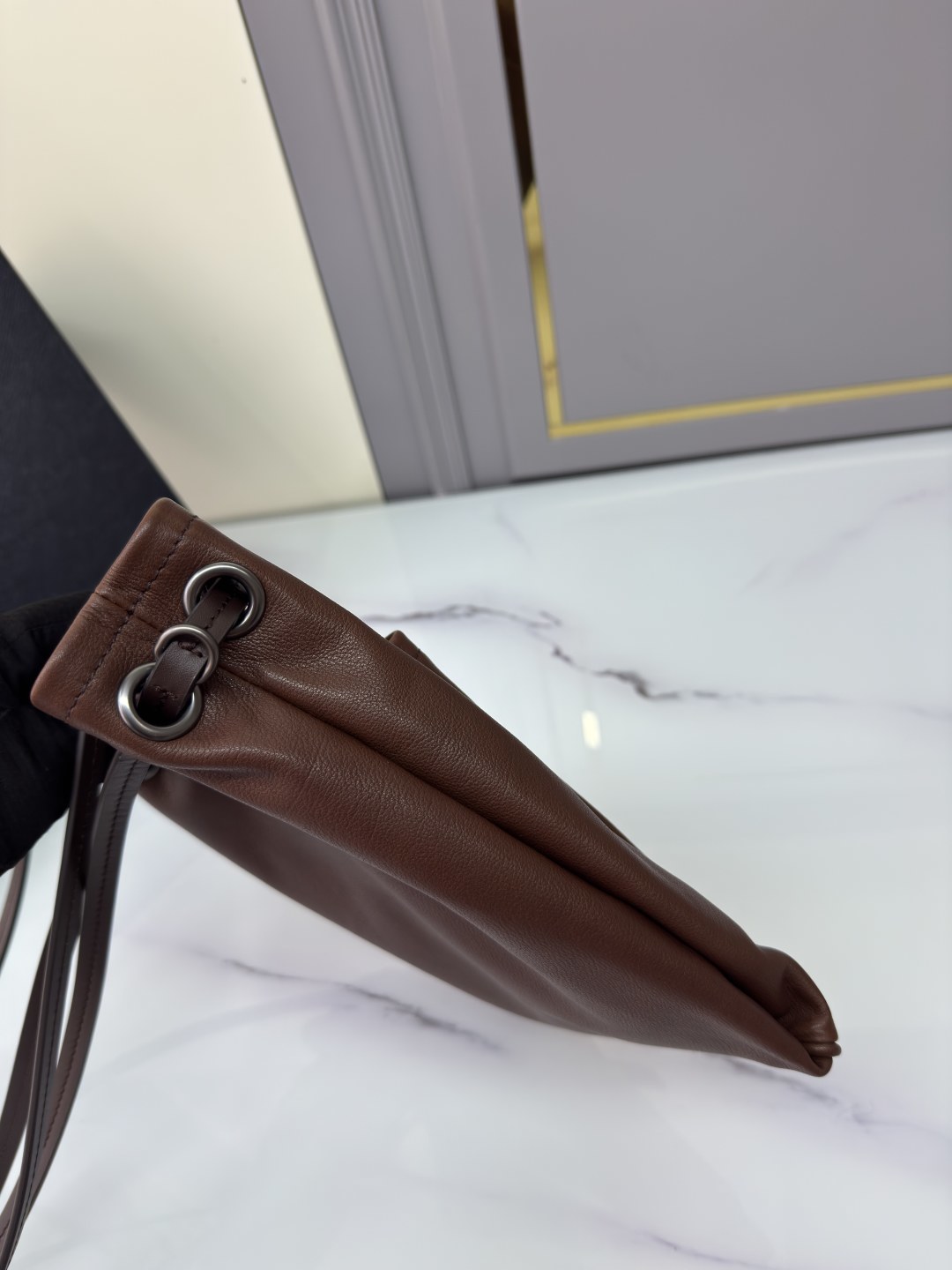 [TOP] PRADA Cowhide Tote Bag 25x24CM - Brown