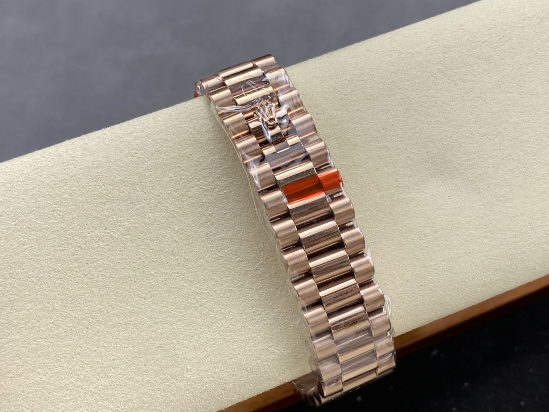 [TOP] ROLEX  Watch 36 mm - Black