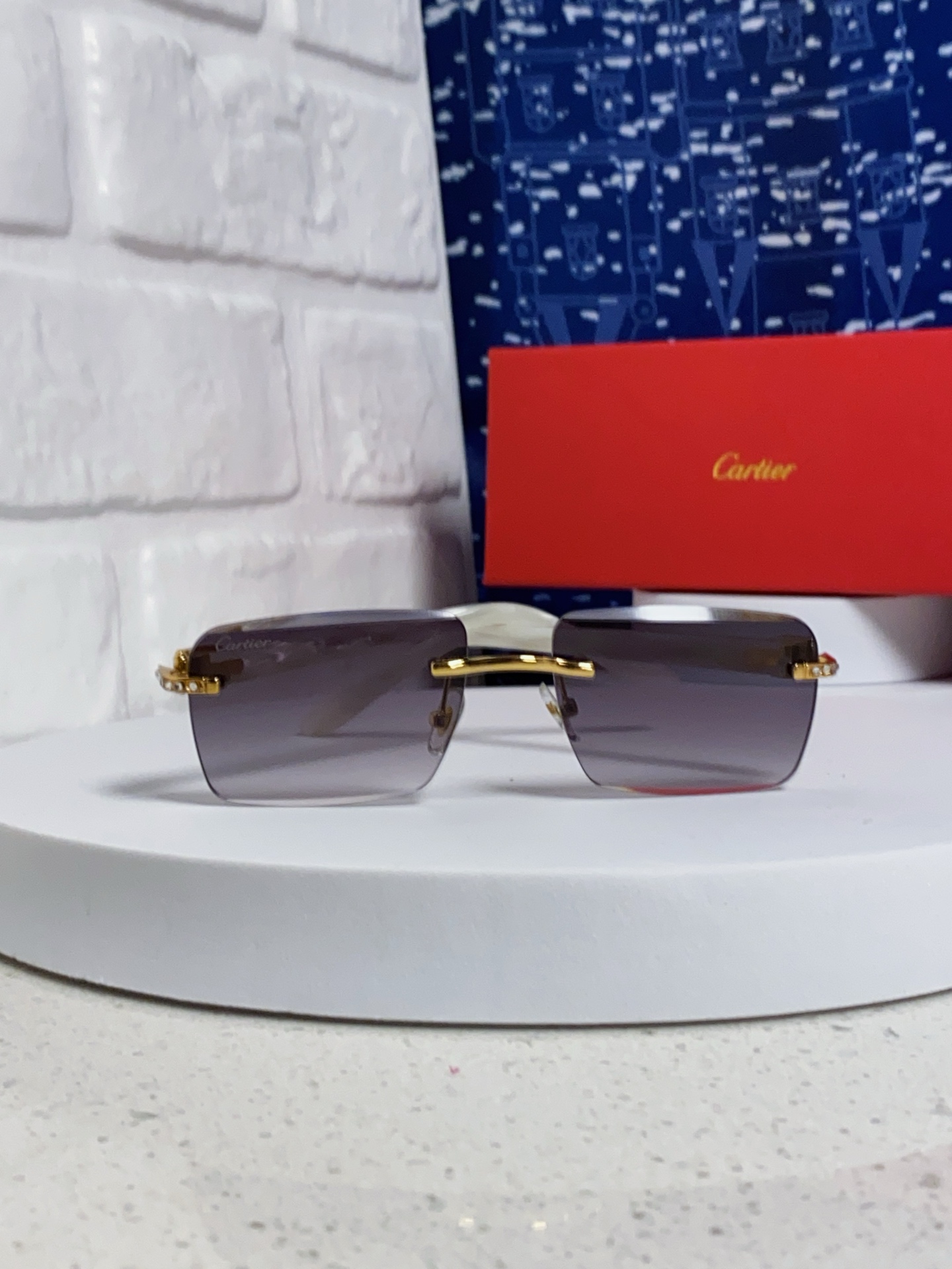 [TOP] Cartier Sunglasses - Gold - 711 Luxury