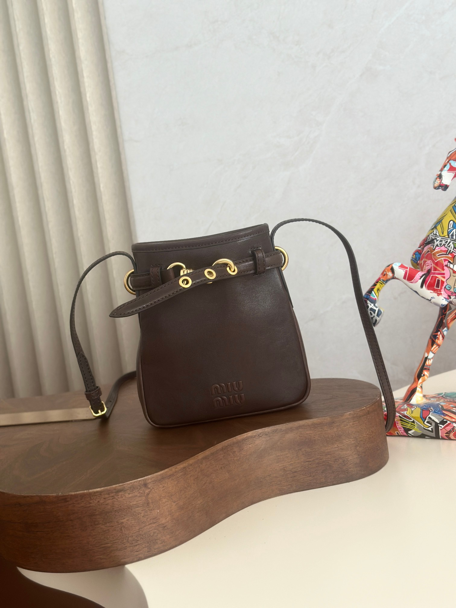 [TOP] Miu Miu Mini Handbag Lambskin 19x17x4.5cm - Chocolate - 711 Luxury