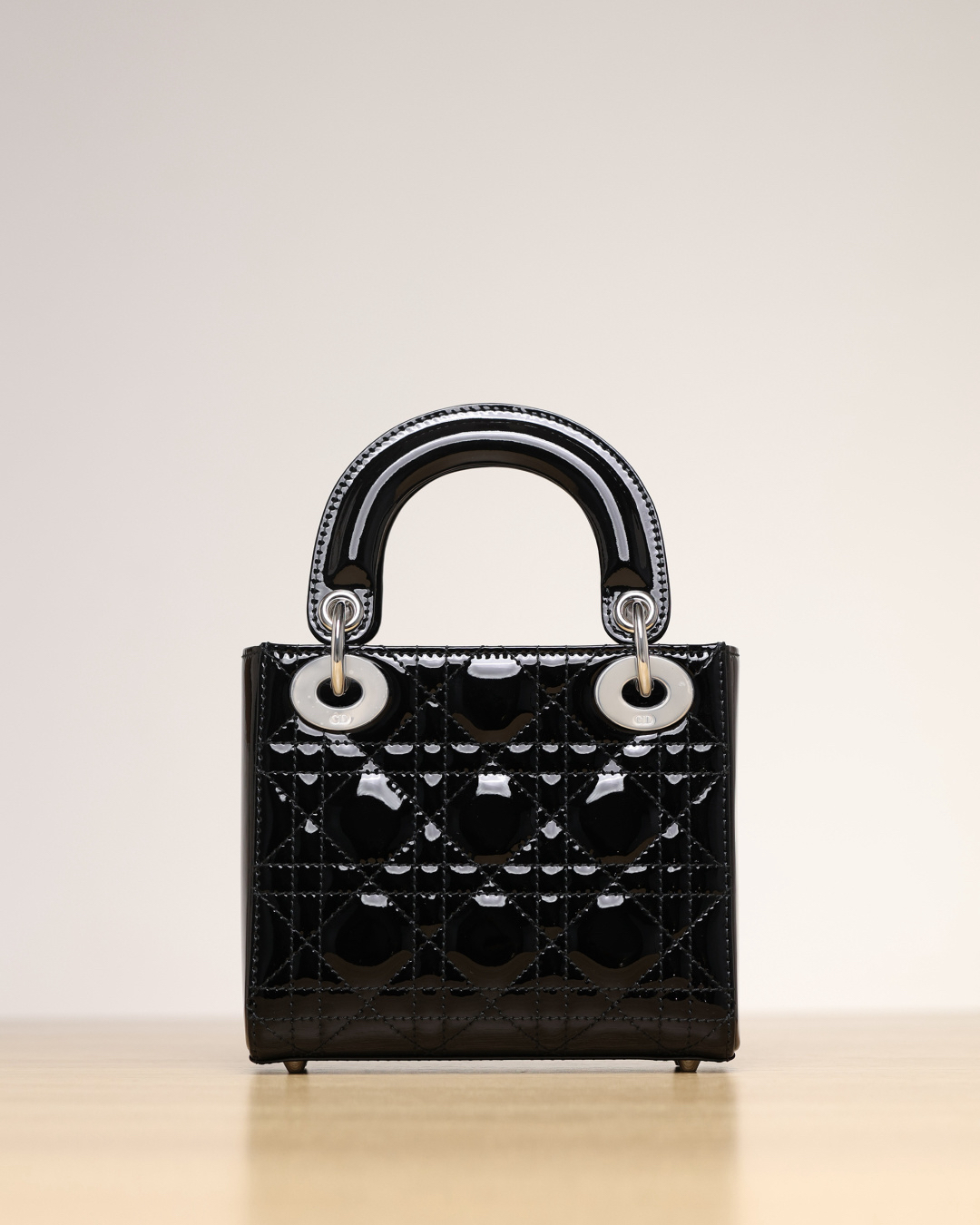 [TOP] Christian Dior Lady Dior Bag Calfskin Patent 17x15x7cm - Black