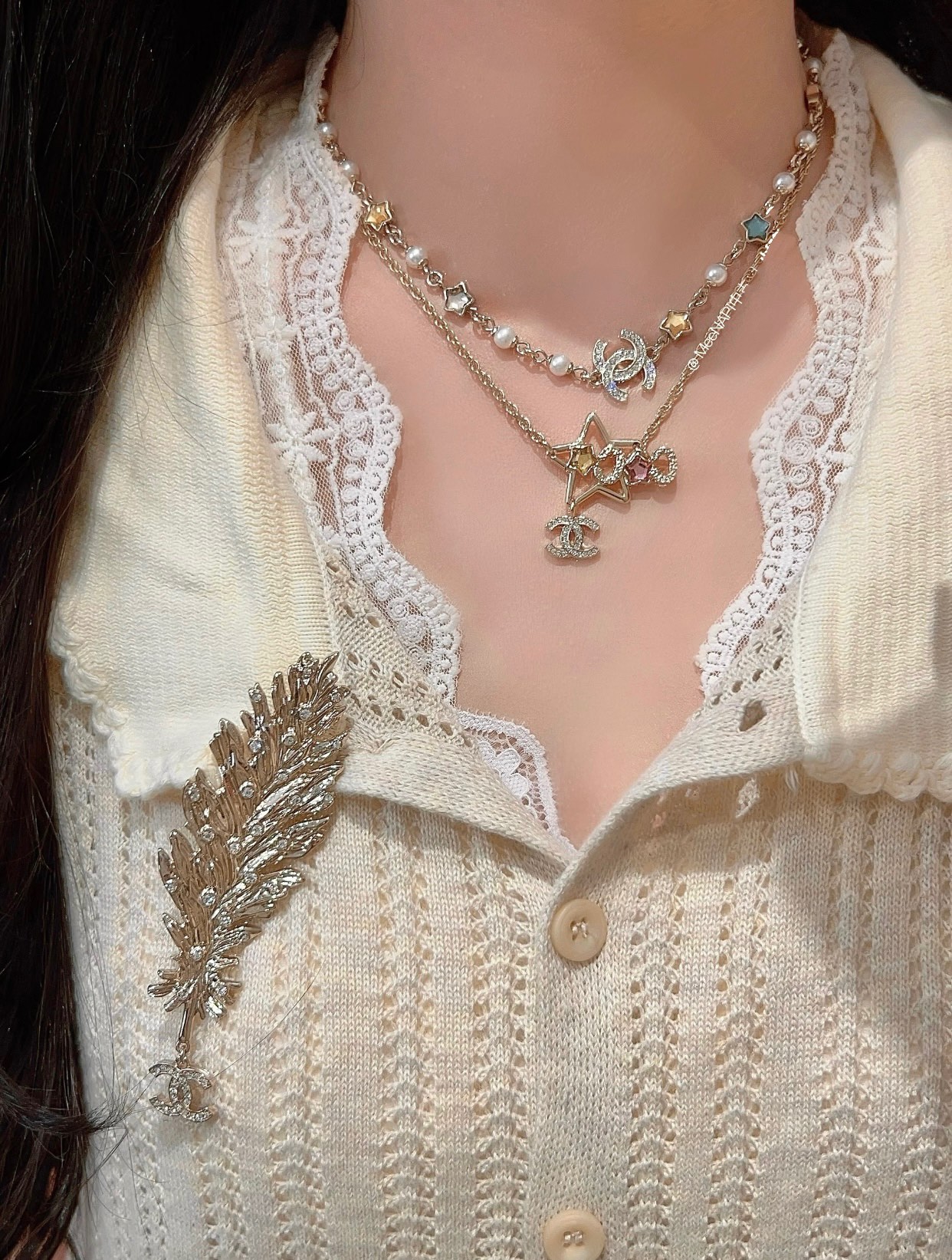 Chanel Jewelry Chanel CC Pendant Feather Brooch View 2 | Nigo Office