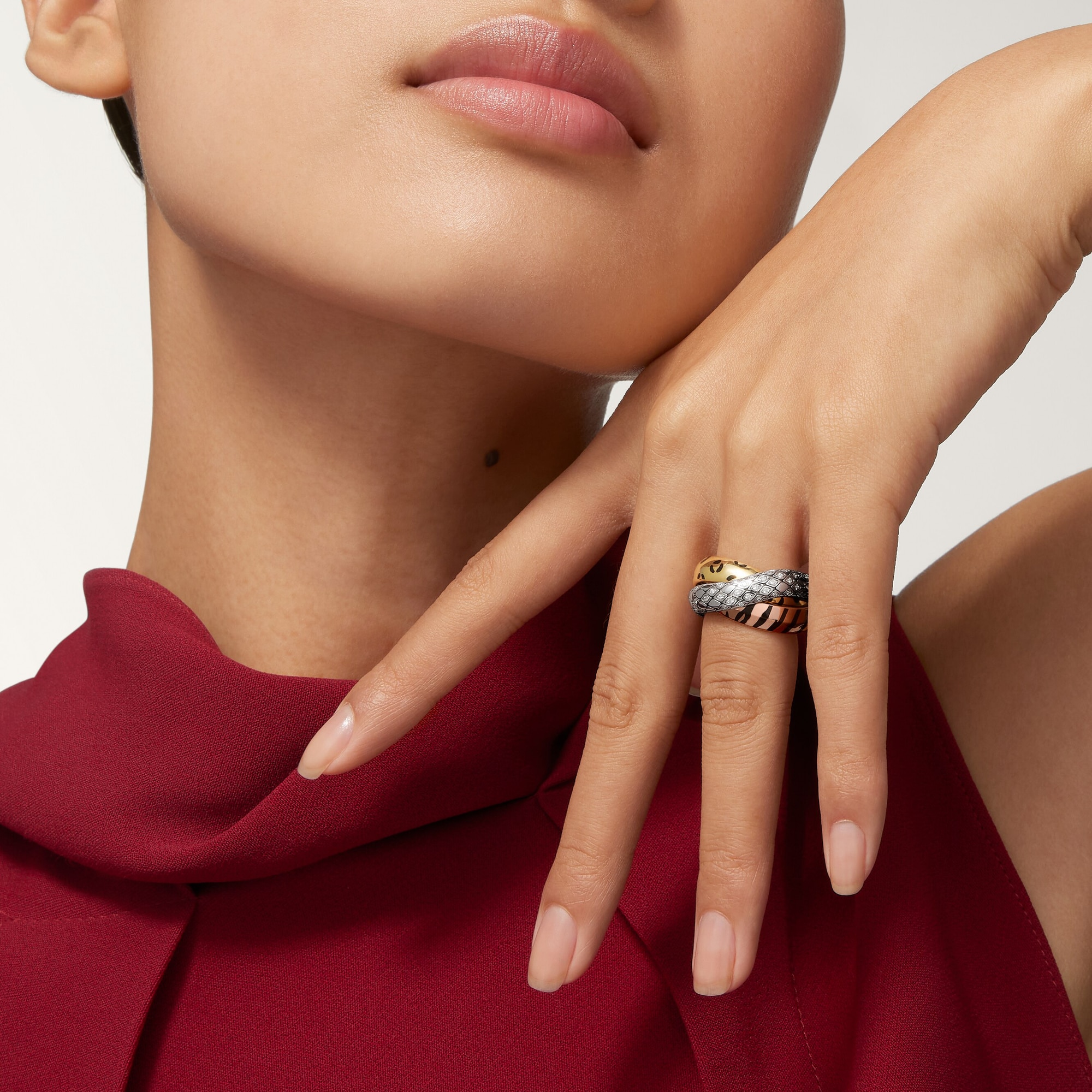 Carty Three Circles Ring, Three Tone, Lacquer, Half-Paved