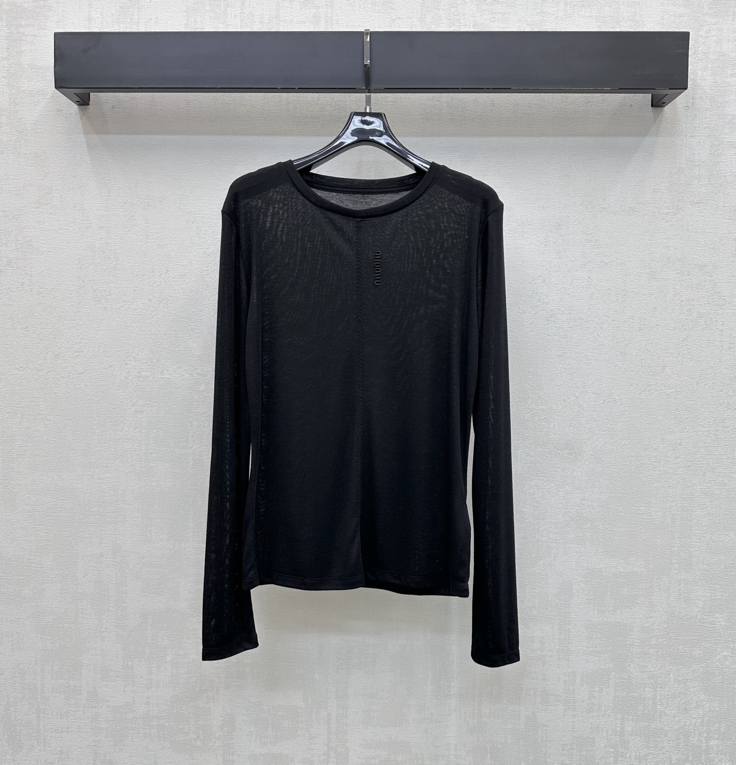 [TOP] Miu Miu T-shirt - Black - 711 Luxury