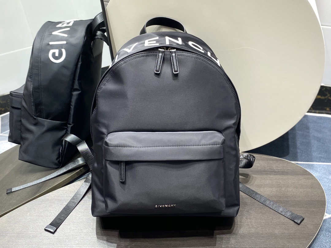[TOP] GIVENCHY Backpack 35x9x45 cm  - Black