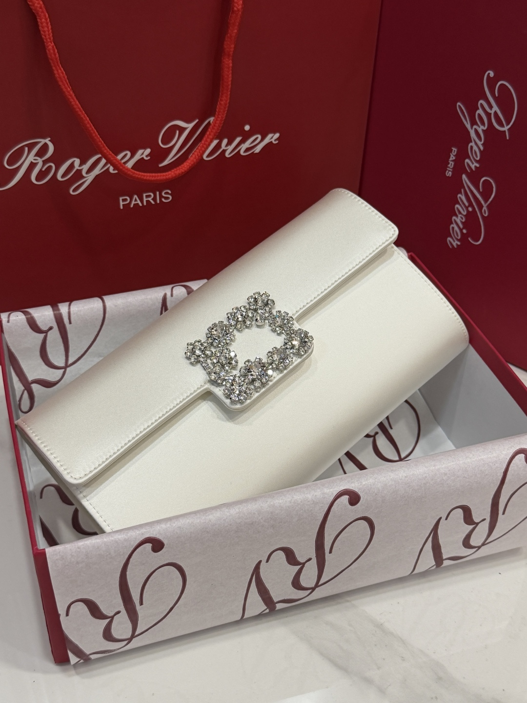 [TOP] ROGER VIVIER Diamond Bag 24-13-3 CM - White - 711 Luxury