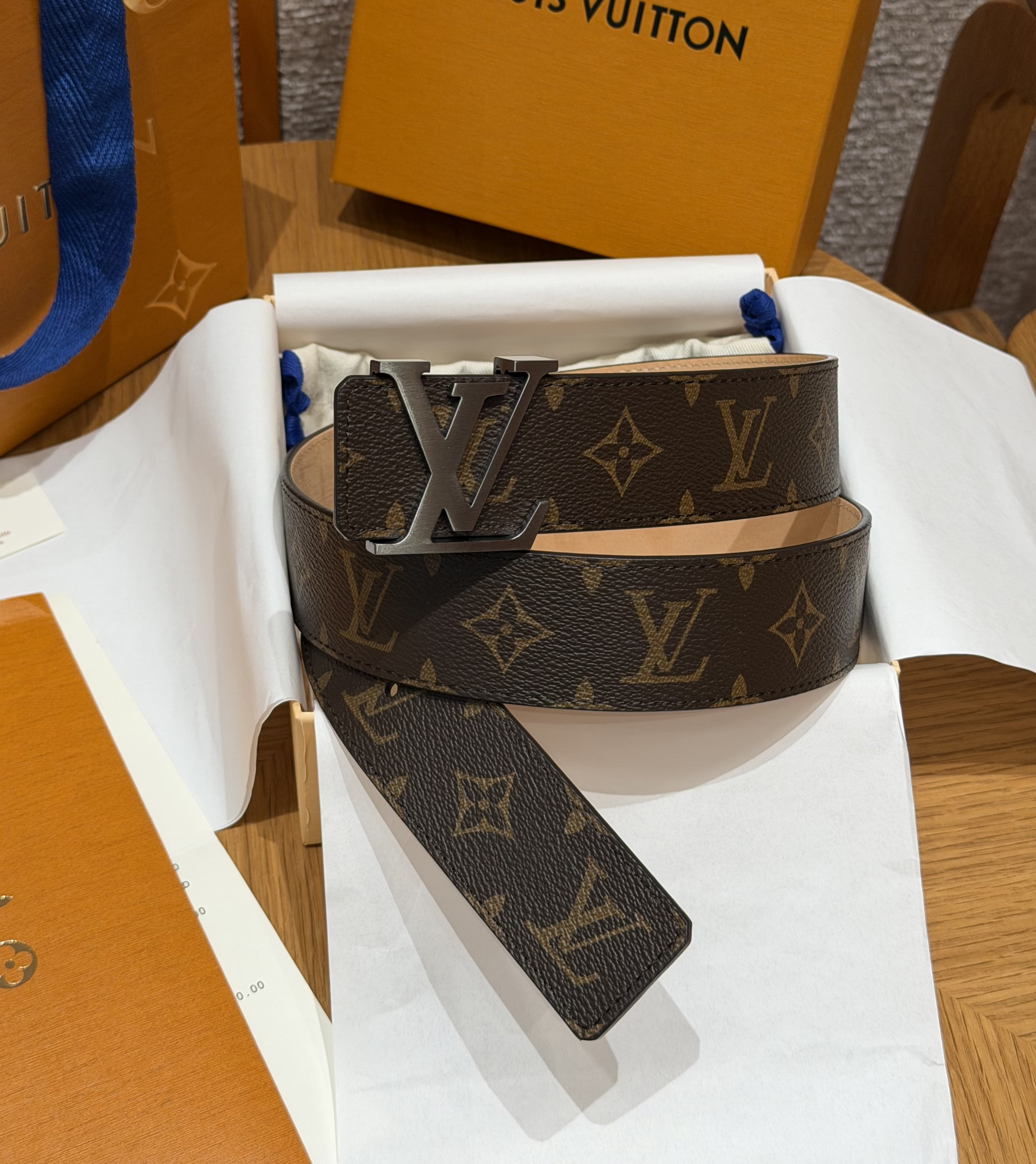 Louis Vuitton Belt LOUIS VUITTON Initiales 40mm Reversible Belt #386780 View 2 | Nigo Office