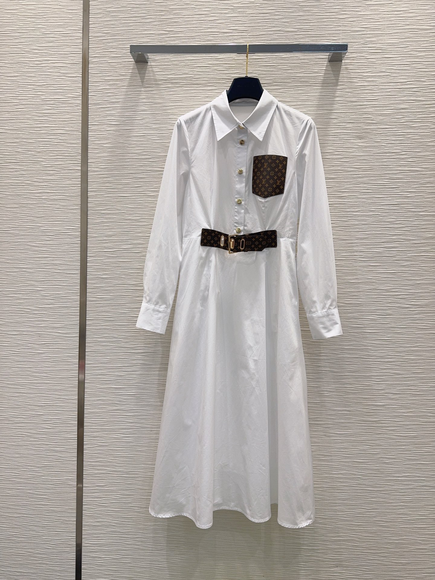 [TOP] Louis Vuitton LV Lapel Belt Shirt Dress - White