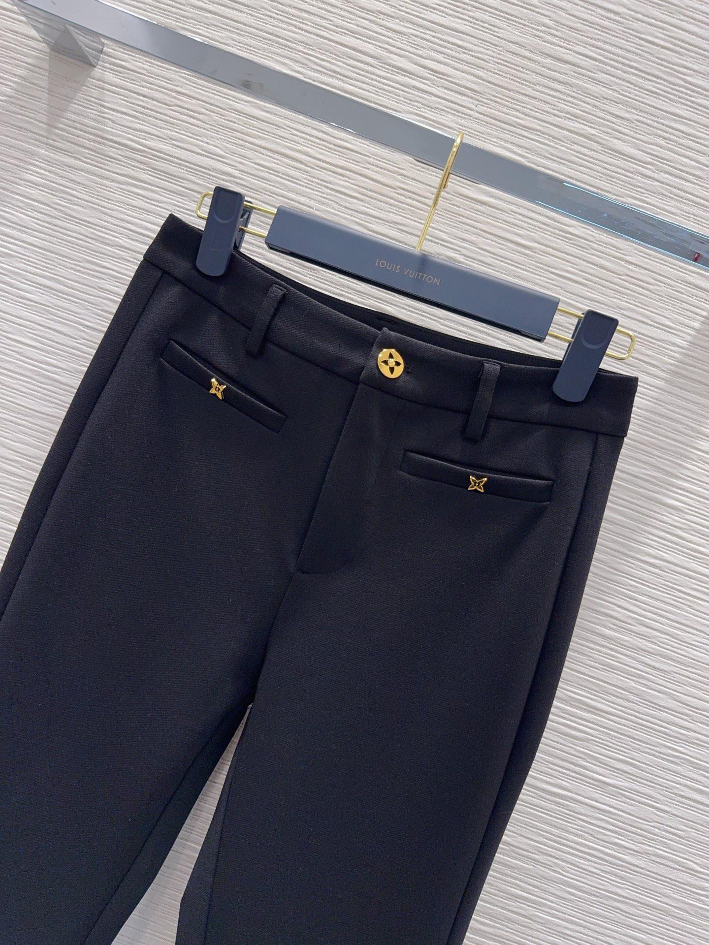 [TOP] Louis Vuitton LV  Pants - Black