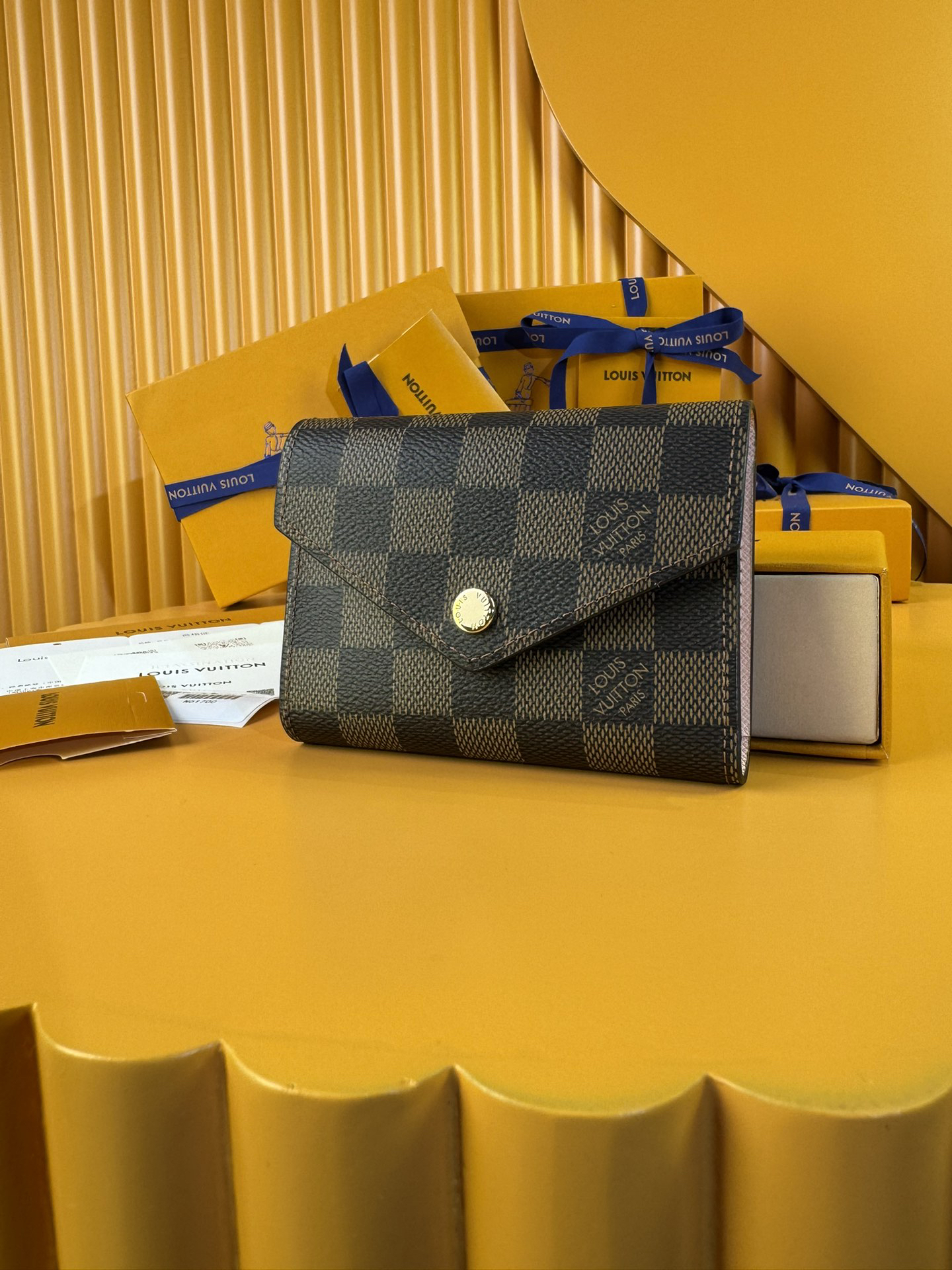 [TOP] Louis Vuitton LV Victorine Damier Ebene Wallet 12x9.5x2.5cm - Brown - 711 Luxury