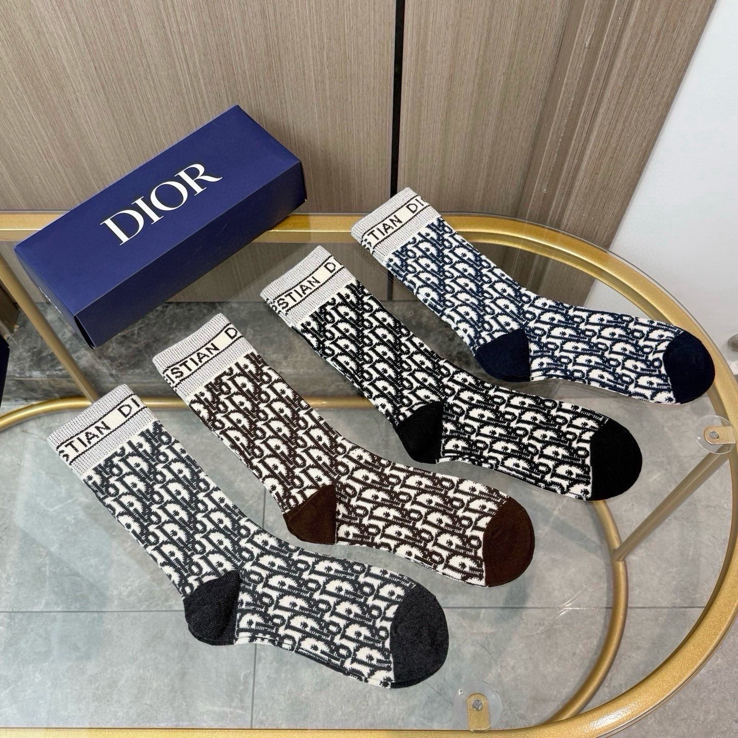 [TOP] Christian Dior Socks - 4 Pieces as a Set - 711 Luxury