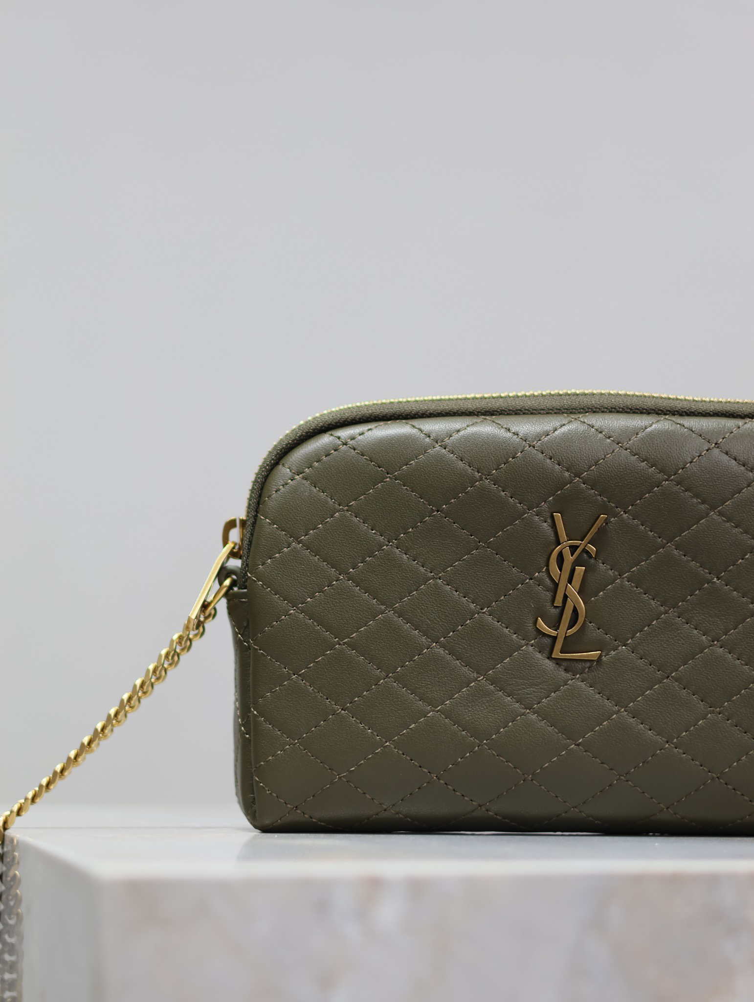 [TOP] Yves Saint Laurent YSL Gaby Bag Lambskin 19x3x3.5cm - Green & GHW - 711 Luxury