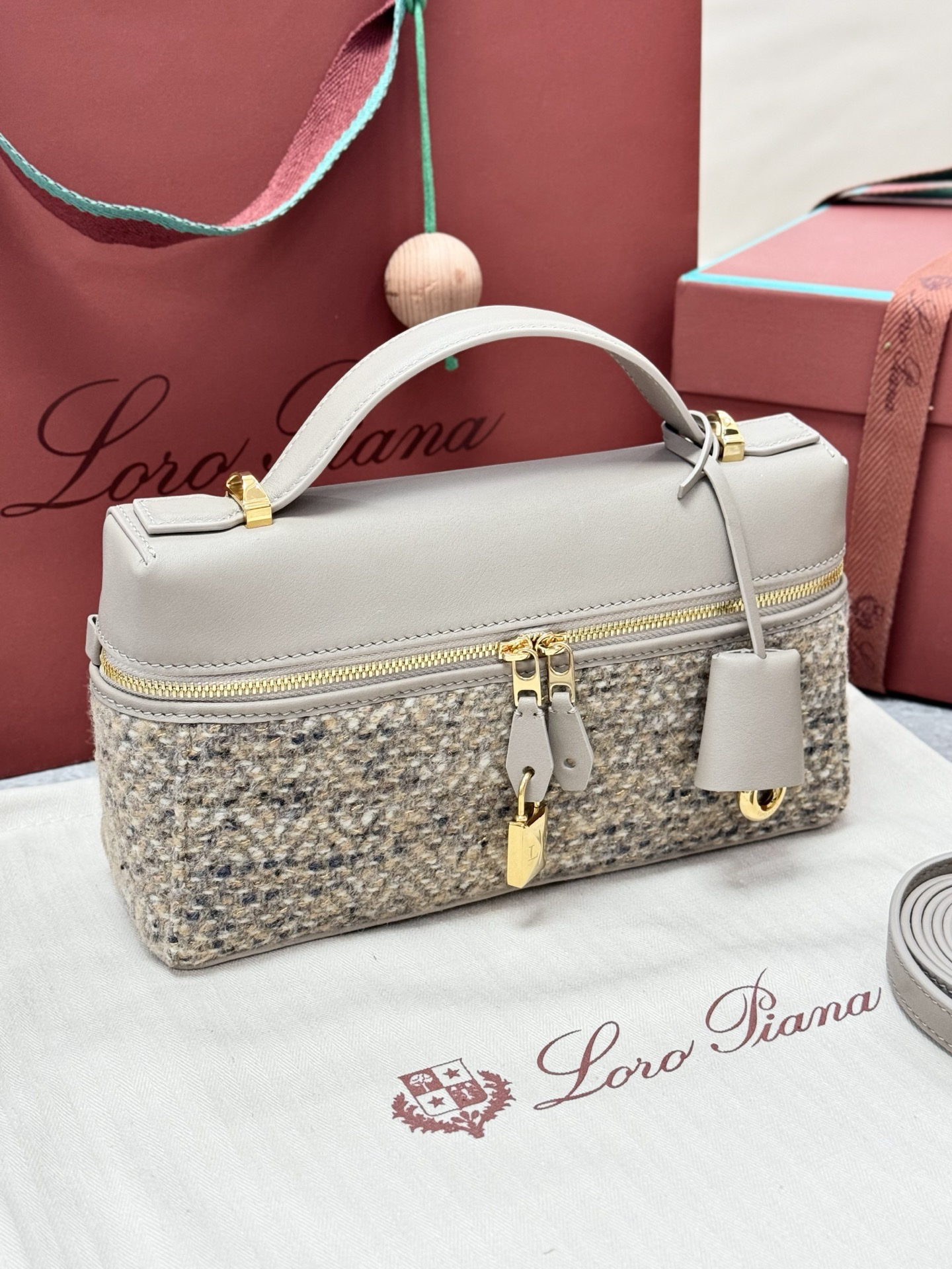 [TOP] Loro Piana Extra Bag L23 23 x 12 x 7cm - Light Gray - 711 Luxury