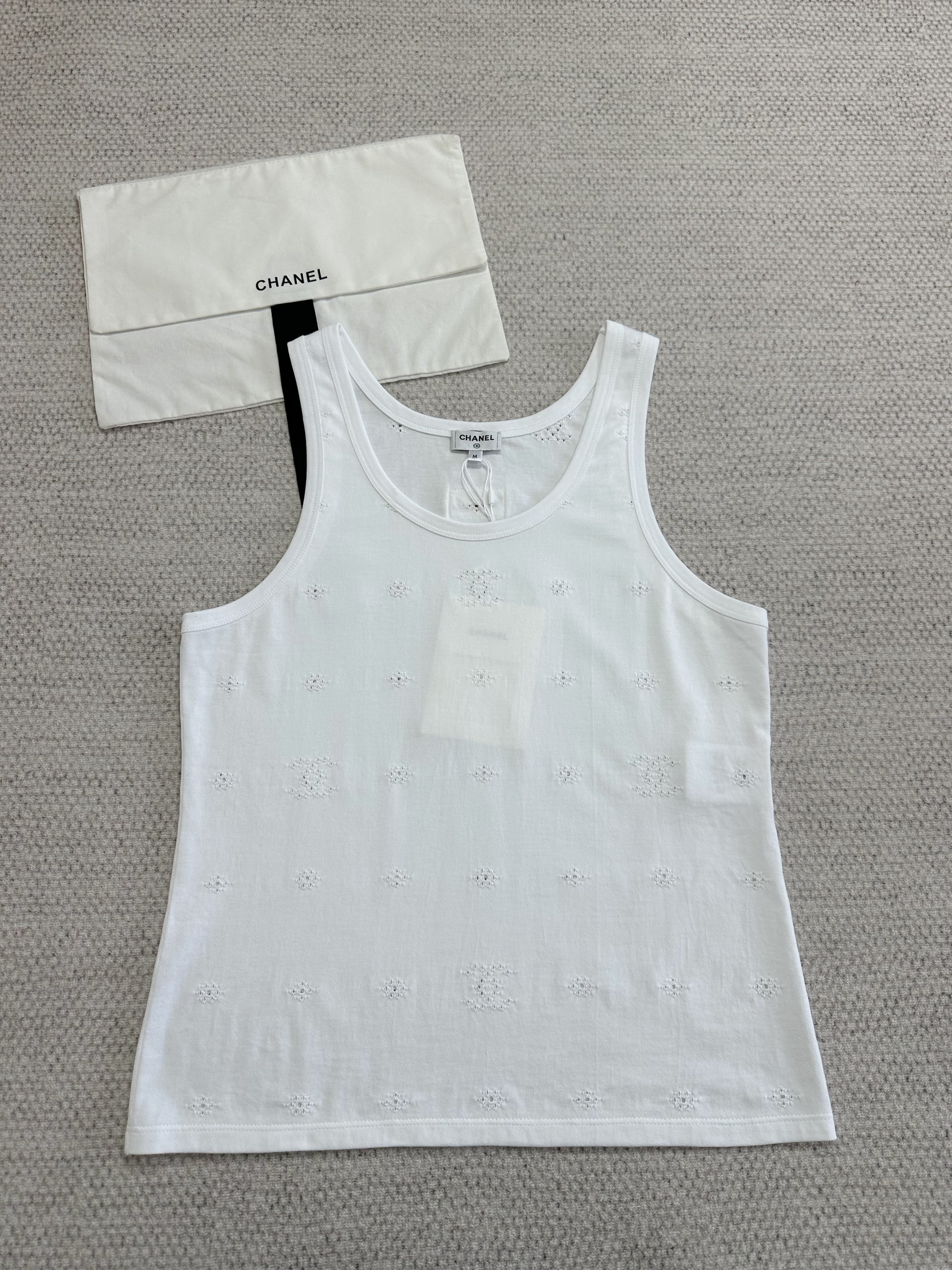 Chanel white Clothing Chanel Top-Quality Version Vest Cotton White View 2 | Nigo Office