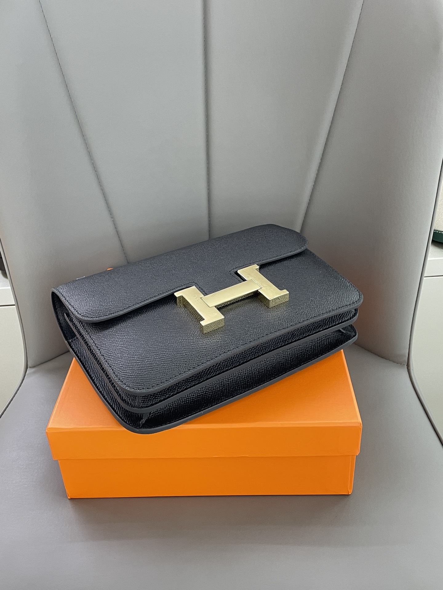 Hermes Constance Mini