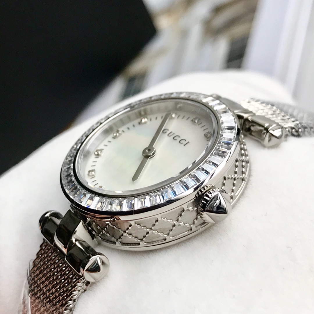 [TOP] GUCCI Watch 28mm - Silver - 711 Luxury