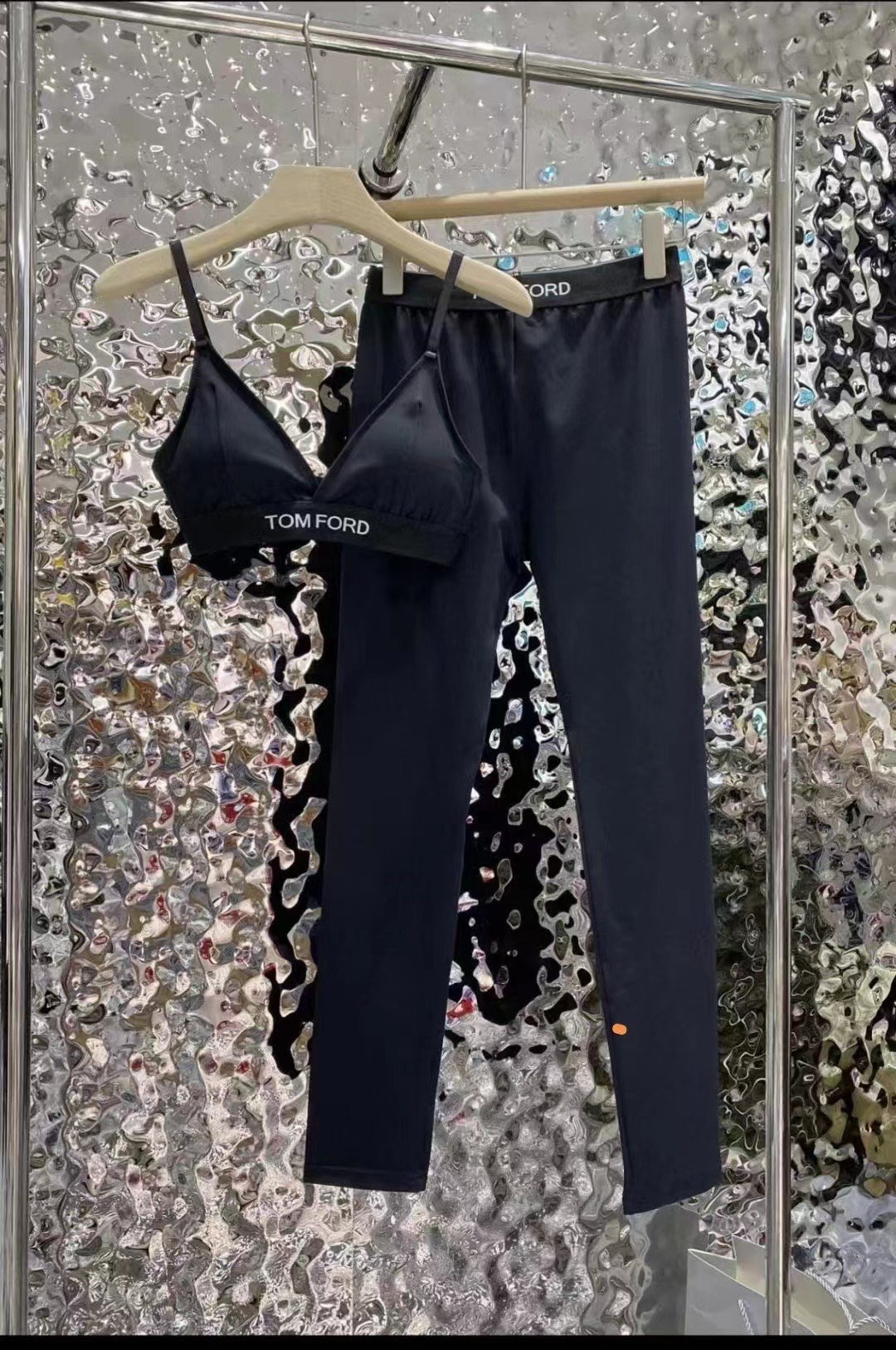 [TOP] Tom Ford Sports Suit - Black - 711 Luxury