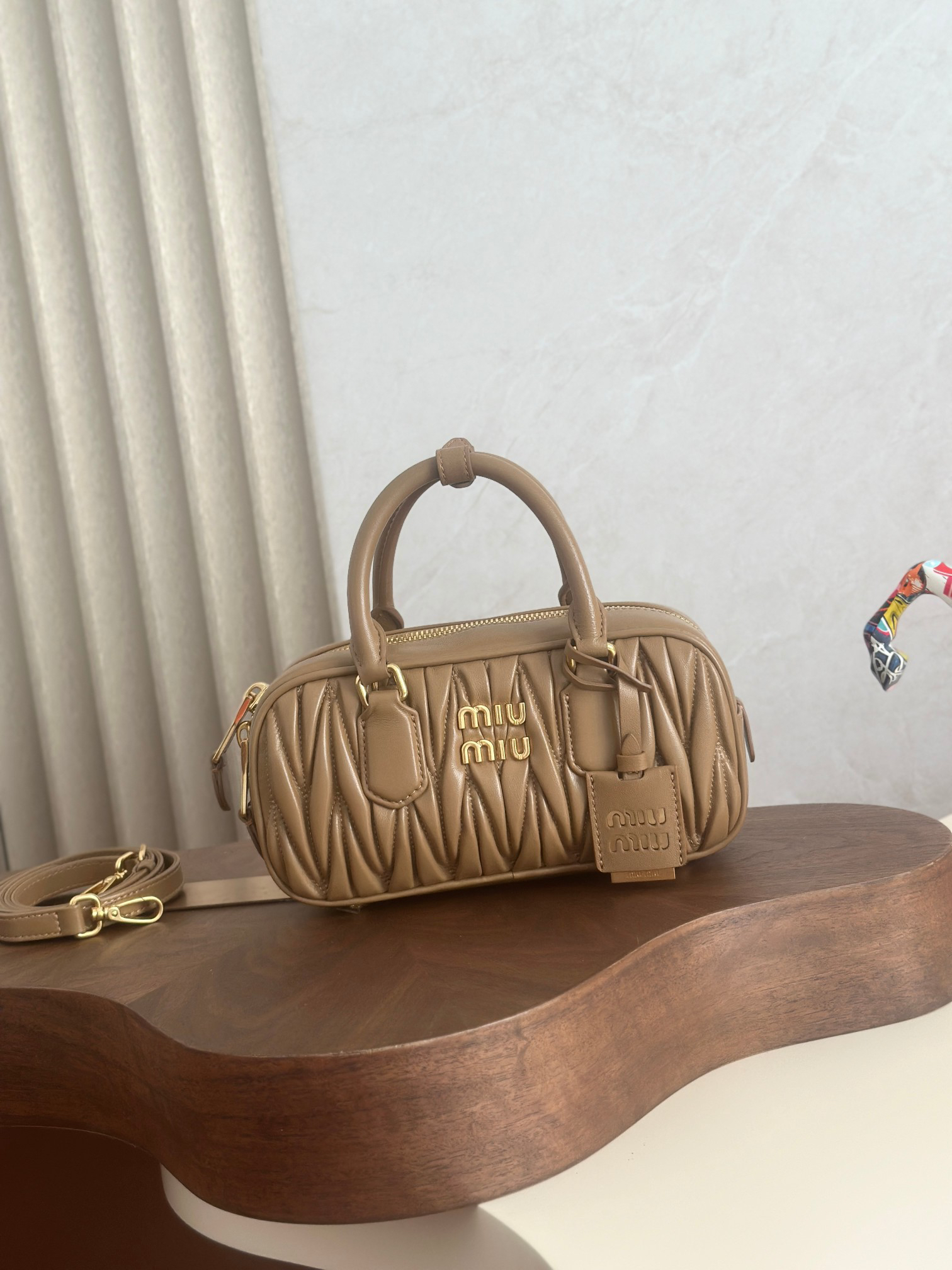 [TOP] Miu Miu Bowling Bag Lambskin 22x10.5x7.5cm - Khaki - 711 Luxury