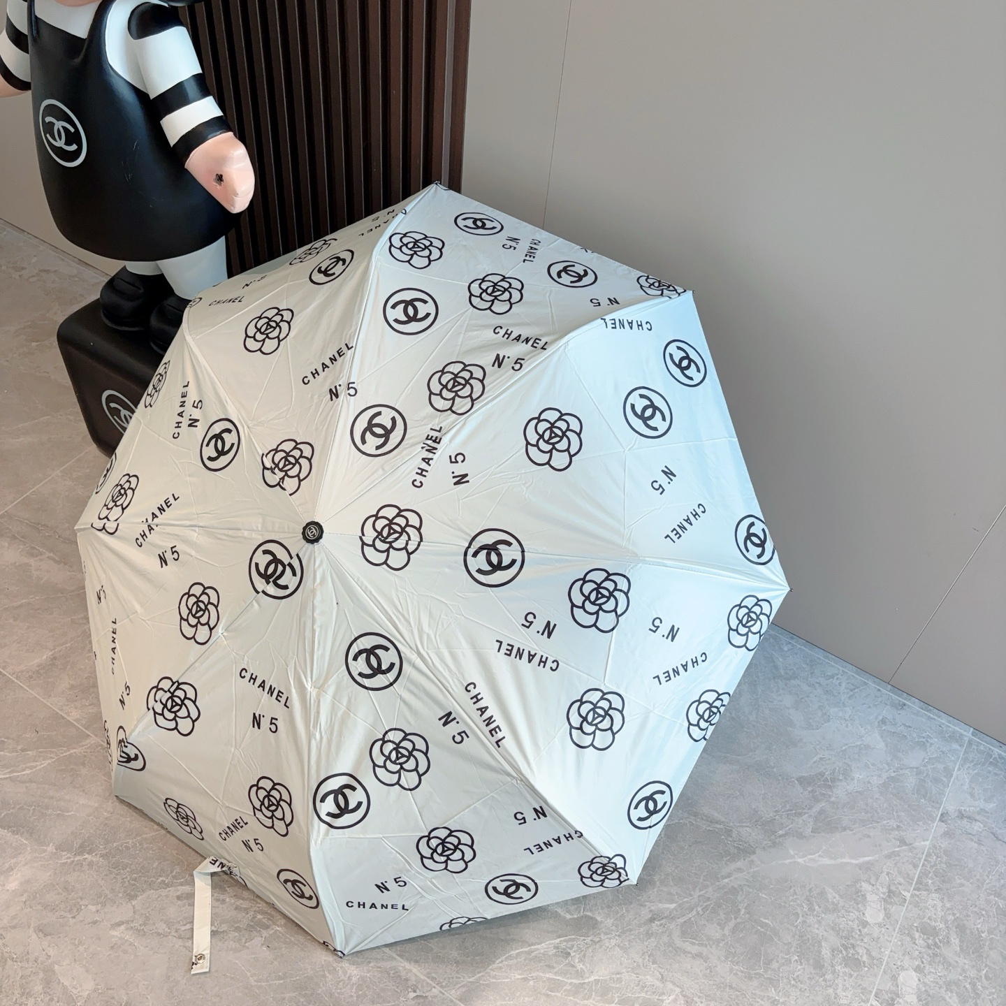 [TOP] CHANEL Umbrella - White - 711 Luxury