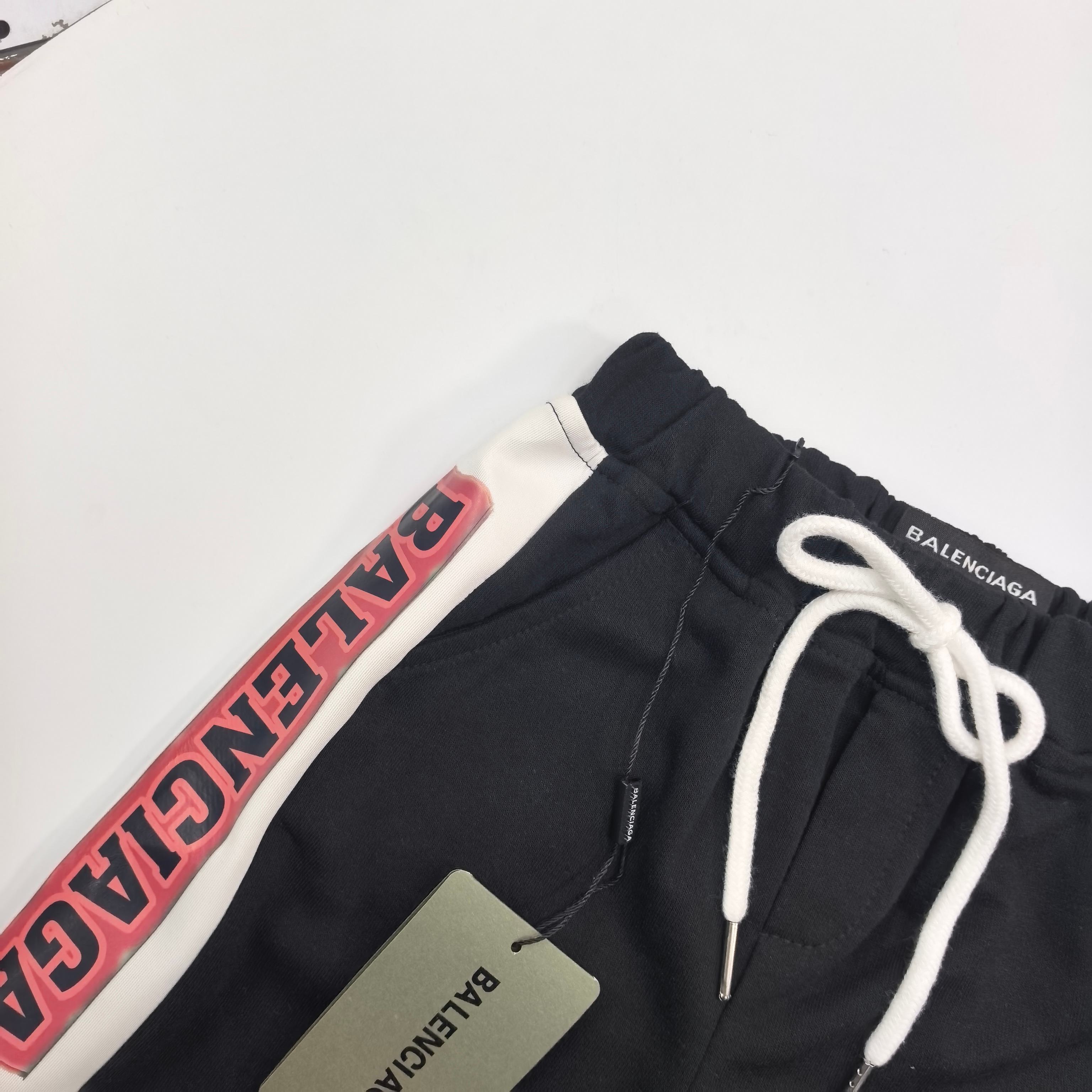 Balenciaga Unisex Kids Color Block Side Stripe Vertical Logo Print Casual Sweat Shorts Boys Girls Summer Pants Sizes 90-150
