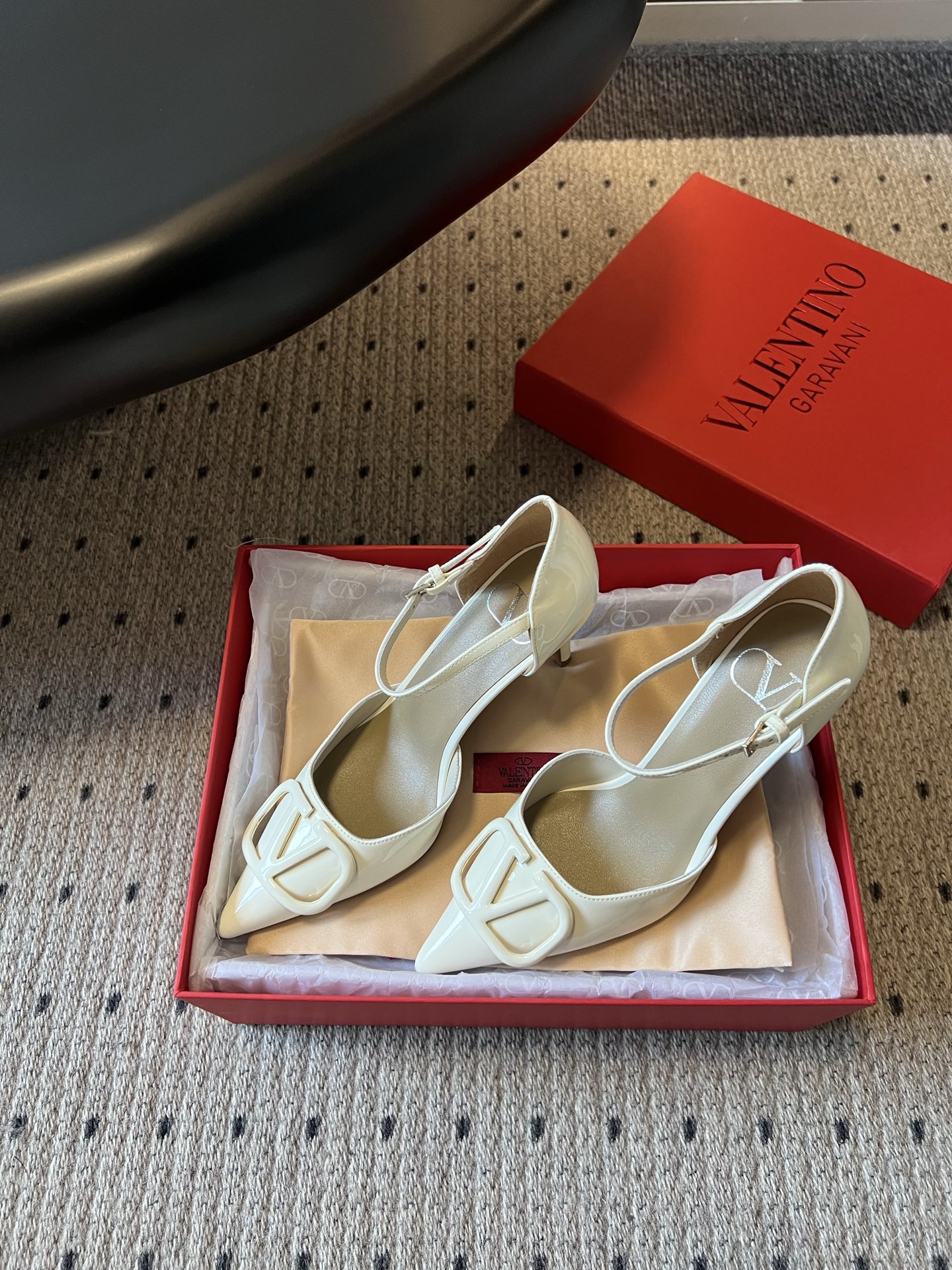[TOP] VALENTINO High-heeled Shoes  - White - 711 Luxury