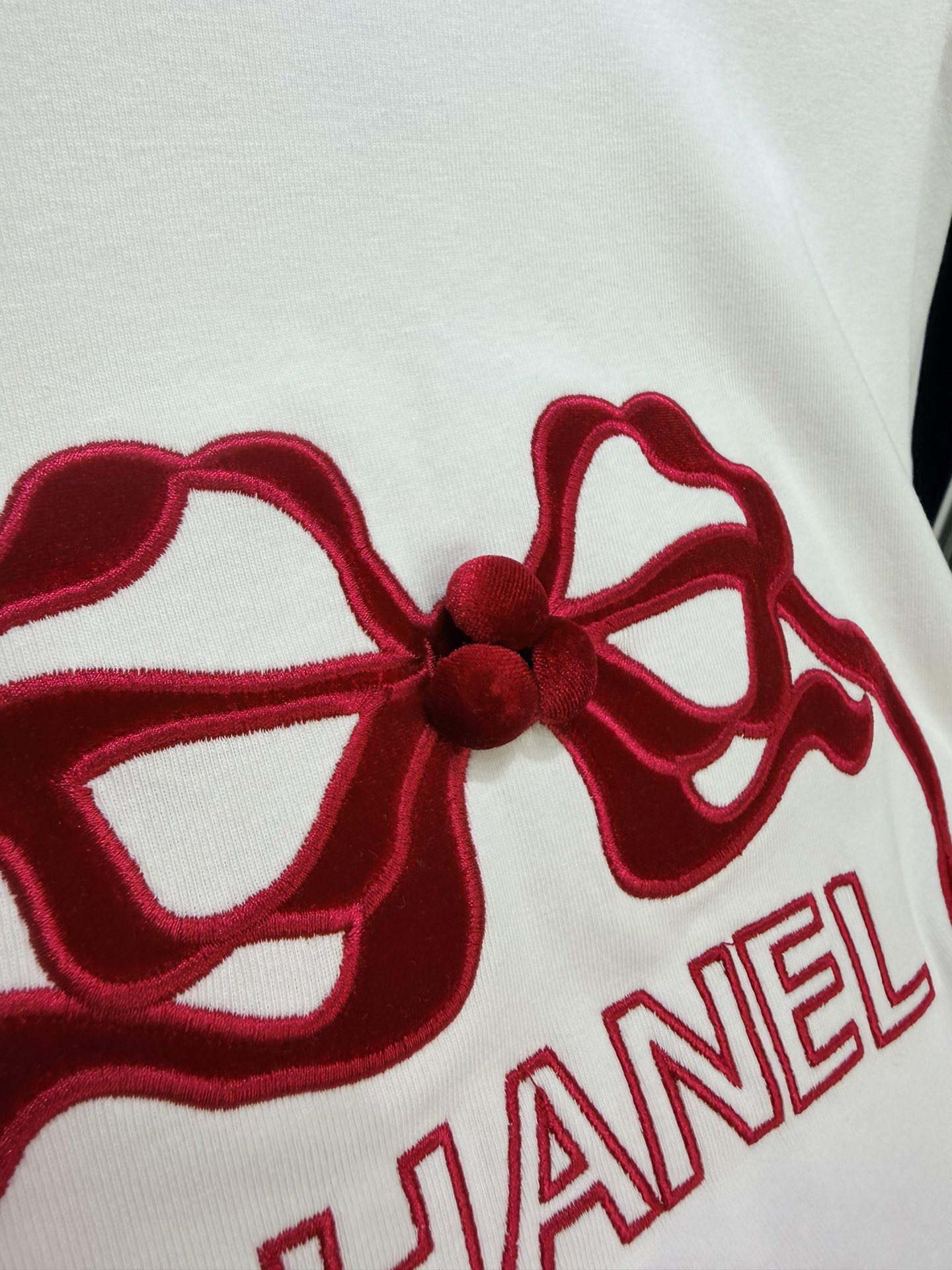 [TOP] CHANEL T-shirt - Red
