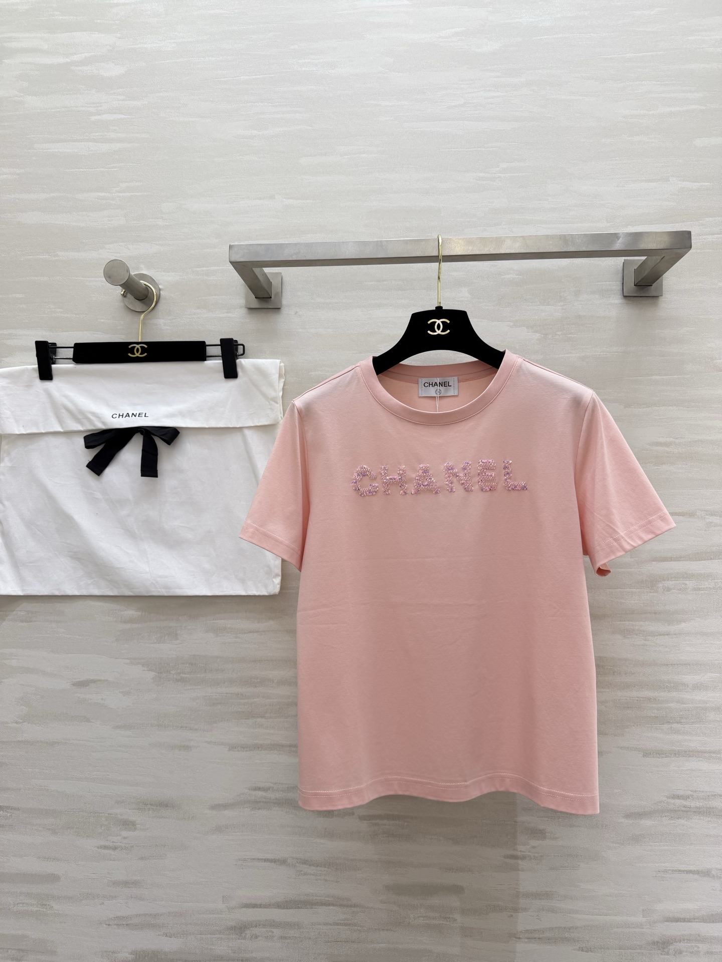 [TOP] CHANEL T-shirt - Pink - 711 Luxury